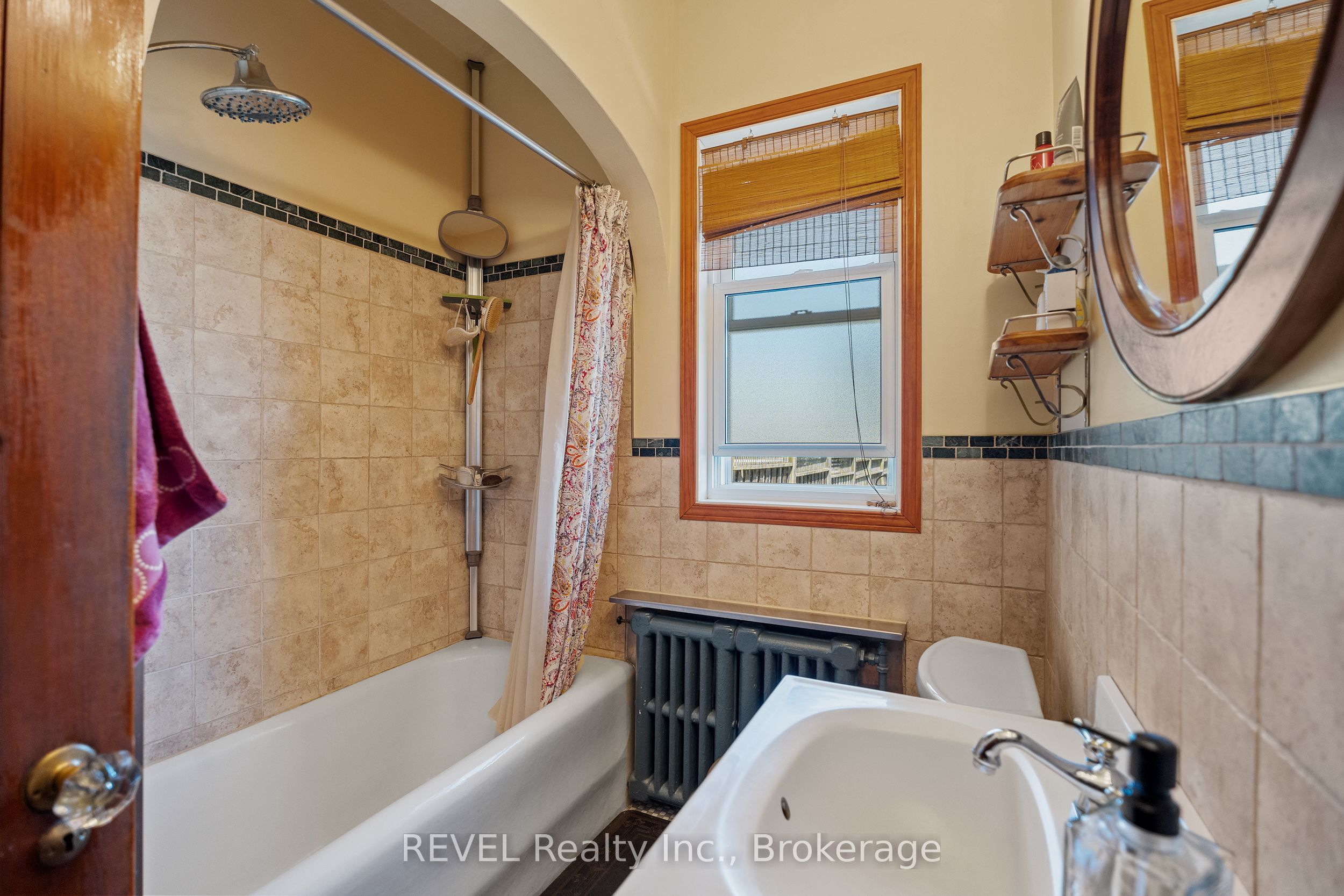208 North Street Property Photo 14