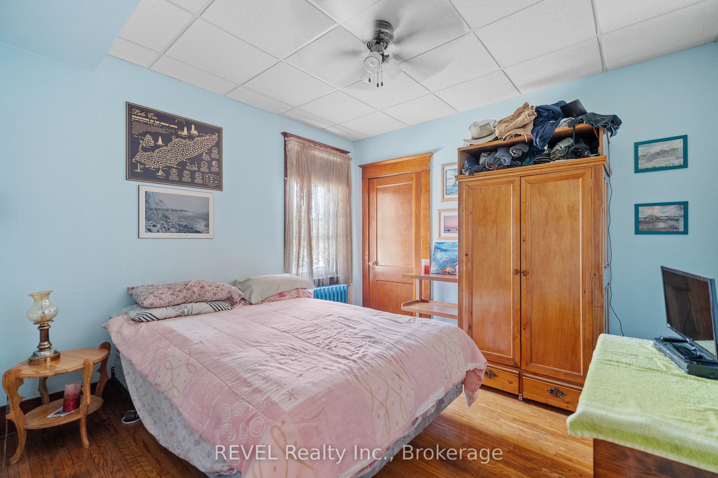 208 North Street Property Photo 15