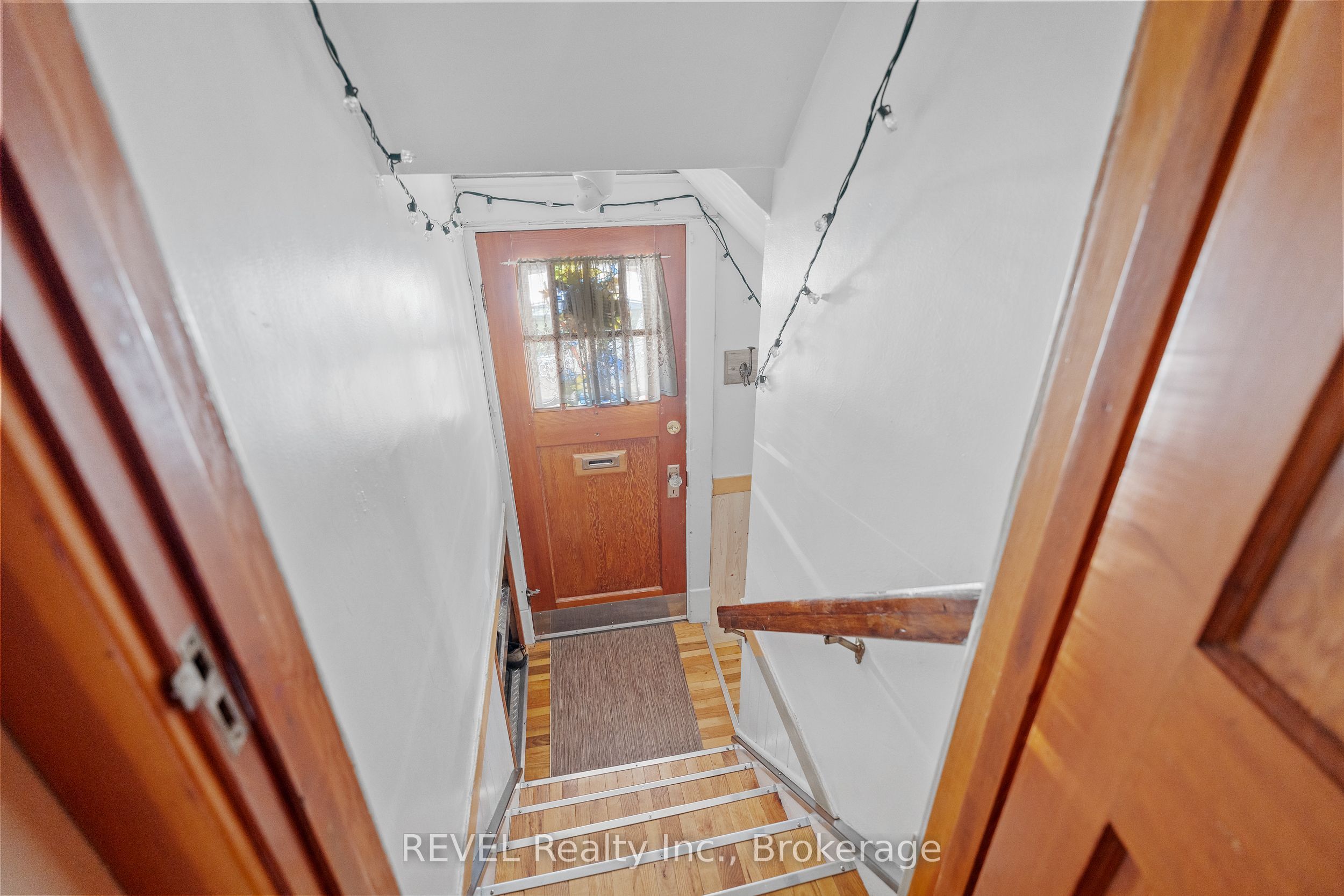208 North Street Property Photo 16