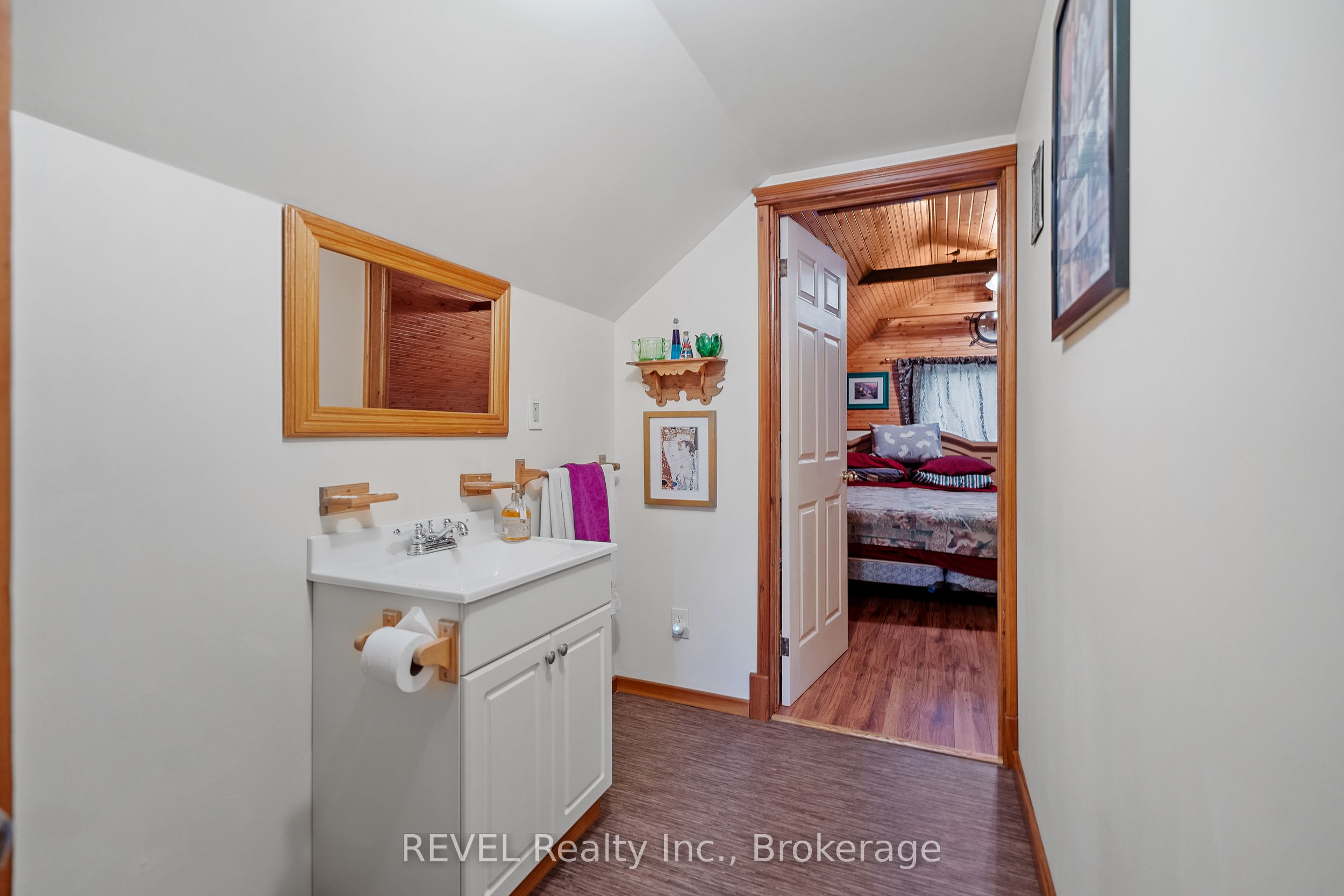 208 North Street Property Photo 26