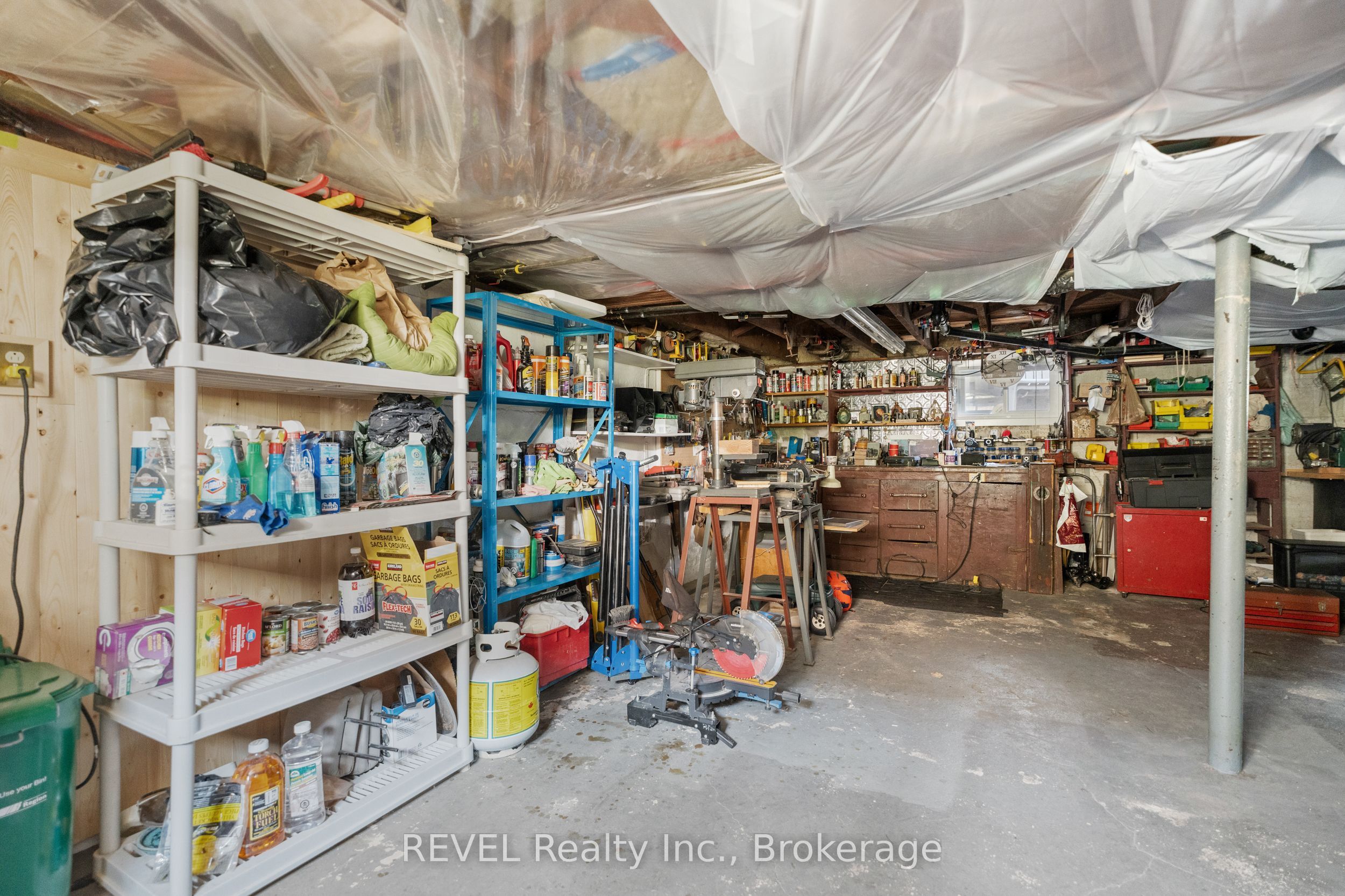 208 North Street Property Photo 30