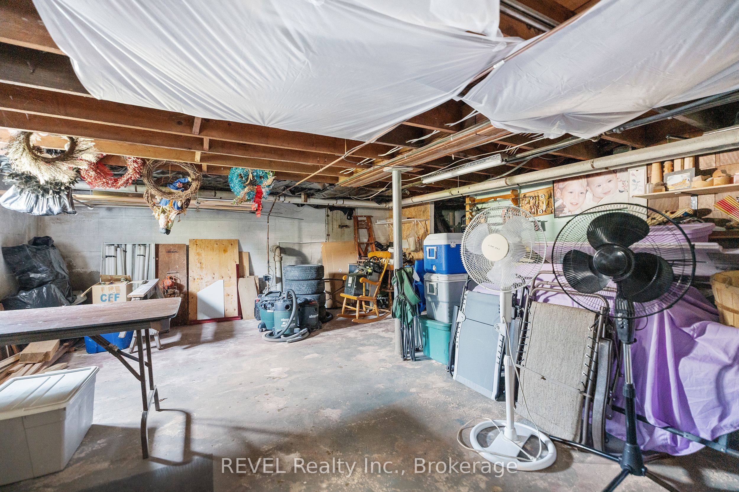 208 North Street Property Photo 32