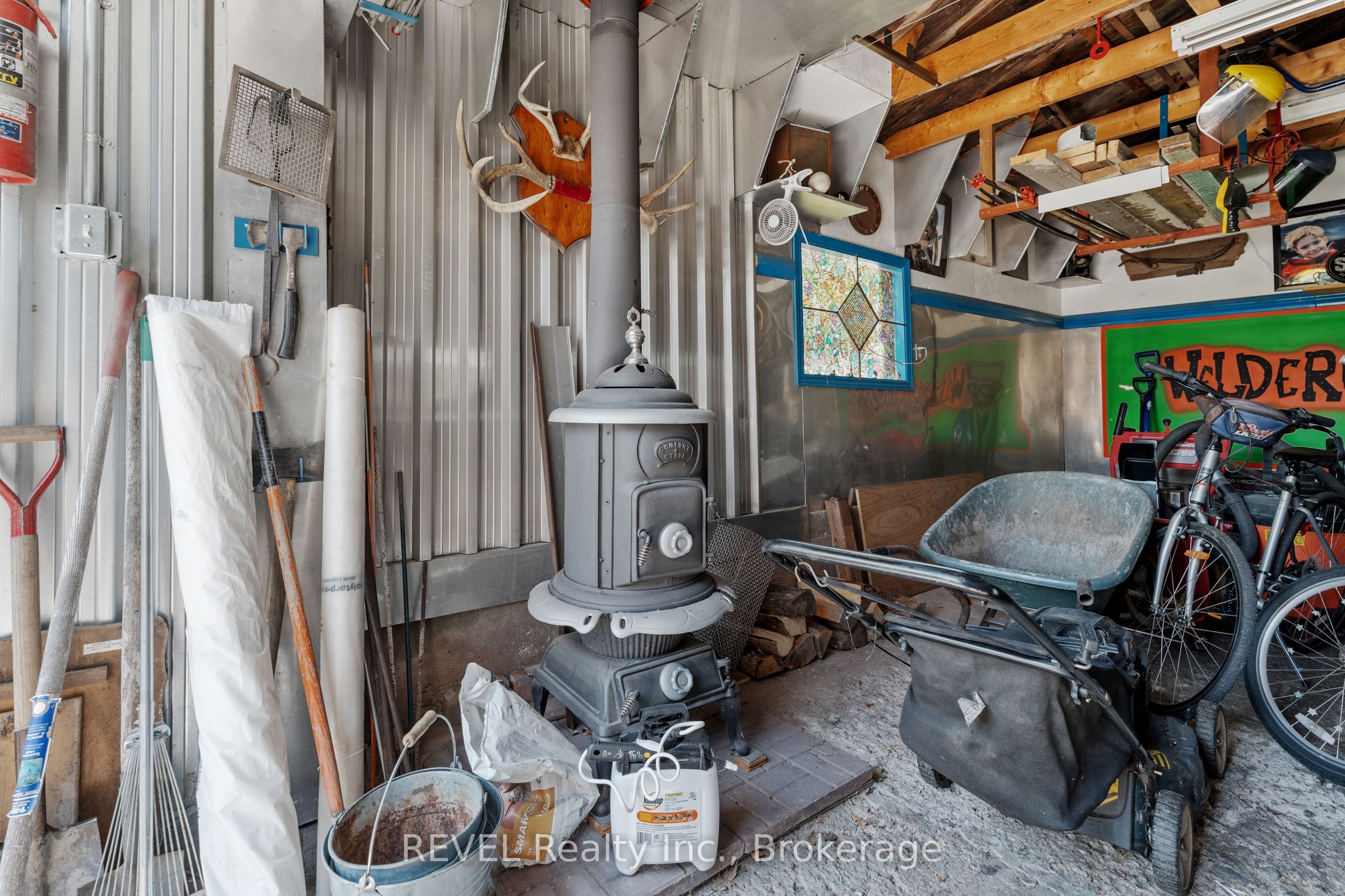 208 North Street Property Photo 40