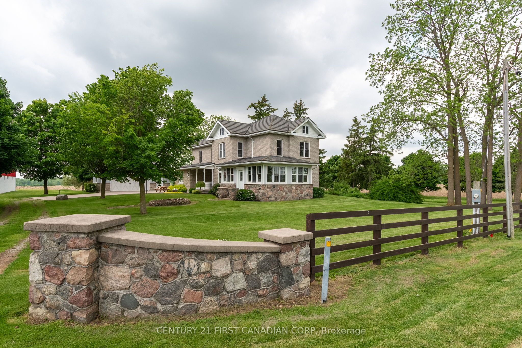 24885 Poplar Hill Road Property Photo 3