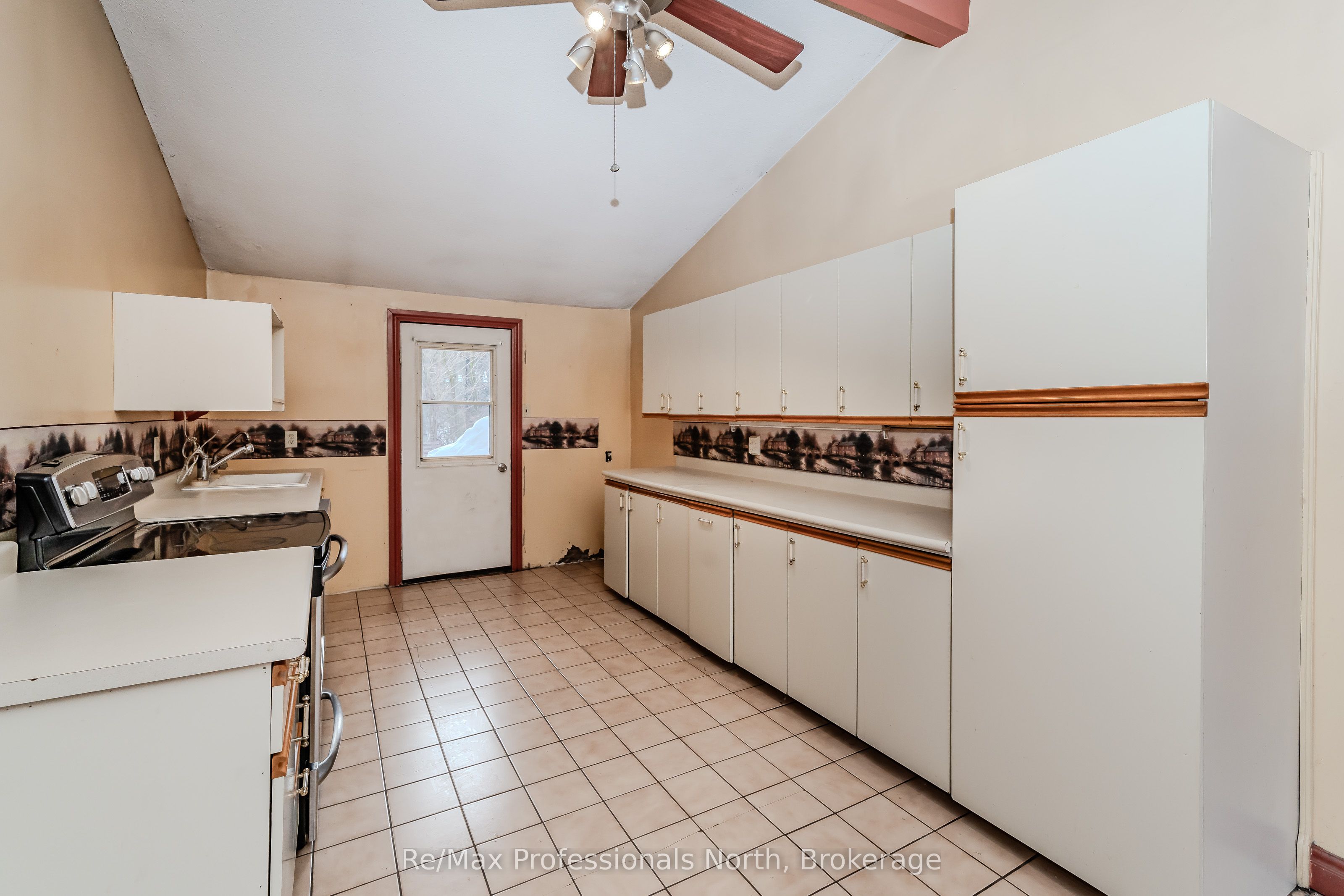 1090 Whites Road Property Photo 22