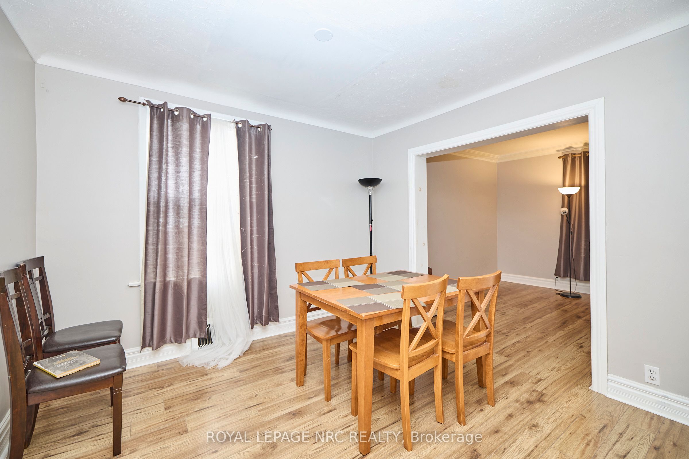 45 Pine Street N Property Photo 9