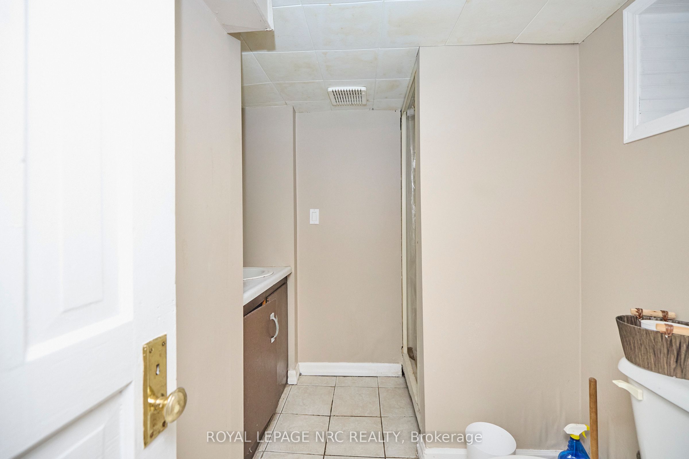 45 Pine Street N Property Photo 22