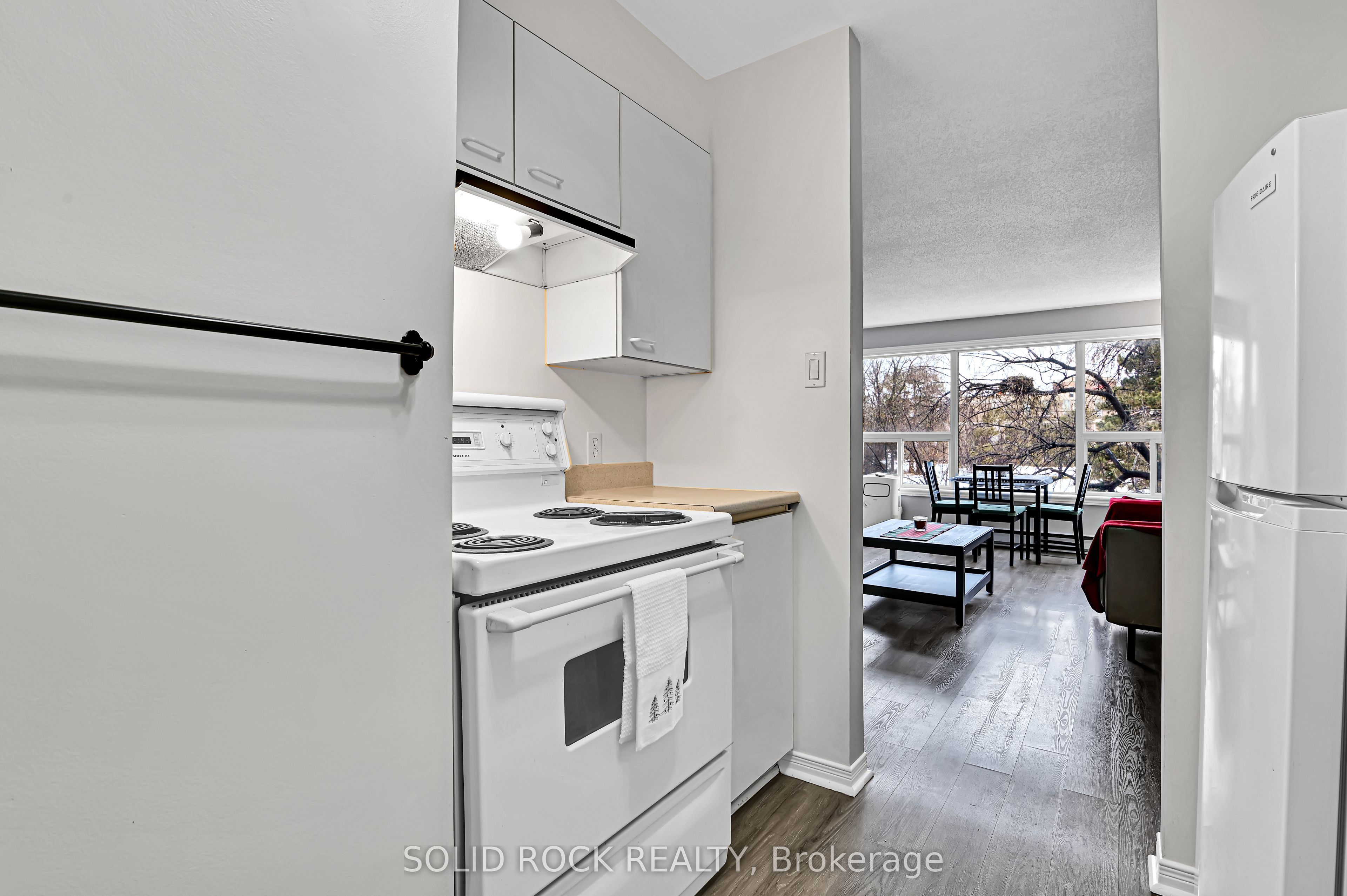 #203 - 1490 Heron Road Property Photo 17