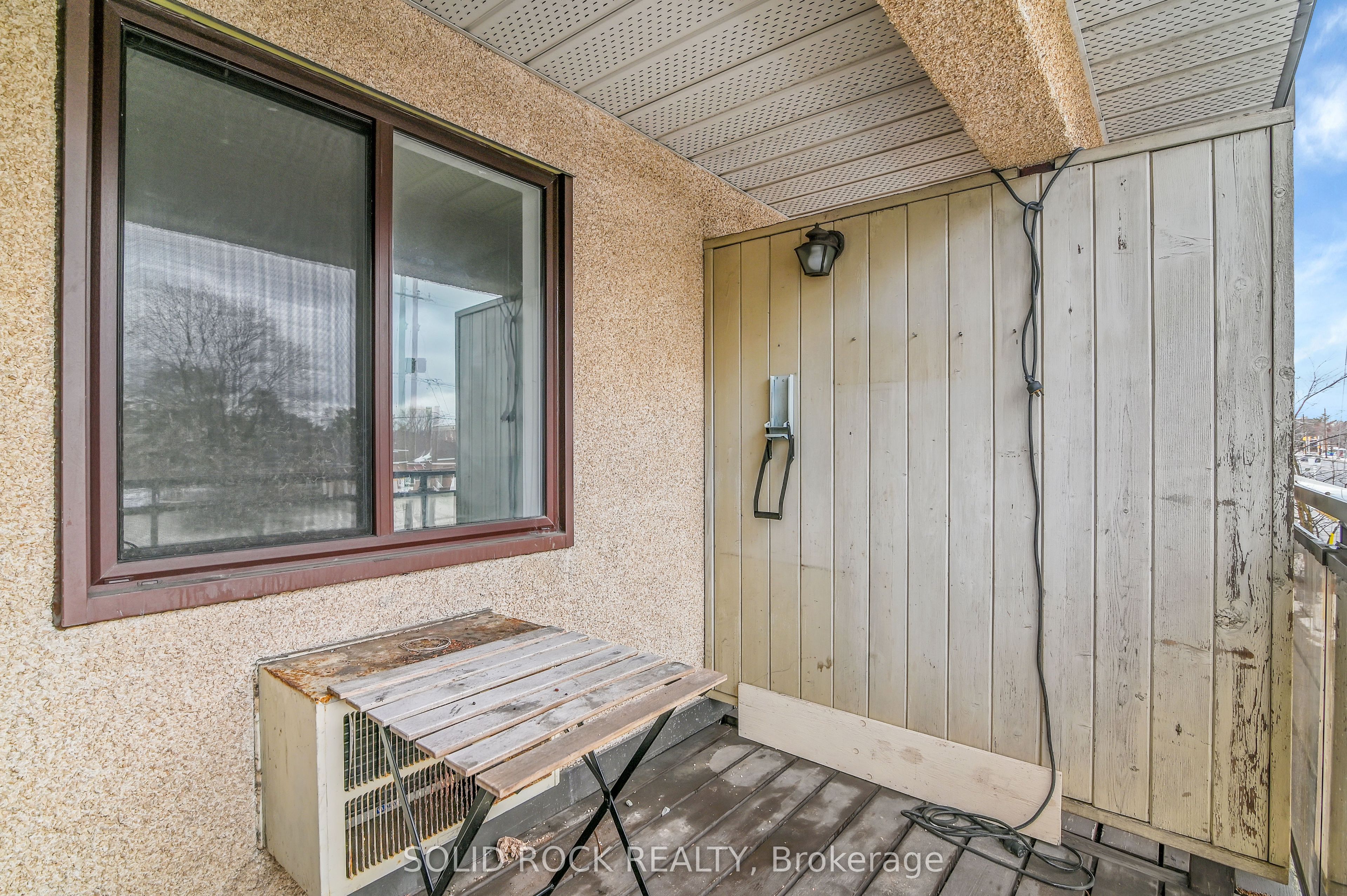 #203 - 1490 Heron Road Property Photo 24