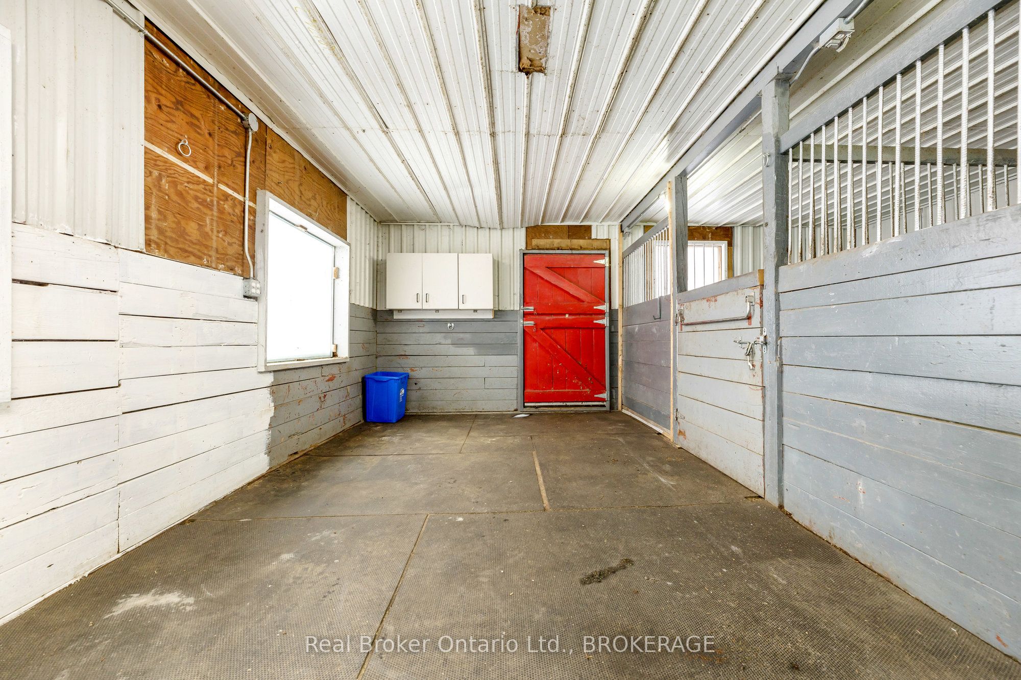 9408 17th Sideroad Property Photo 19