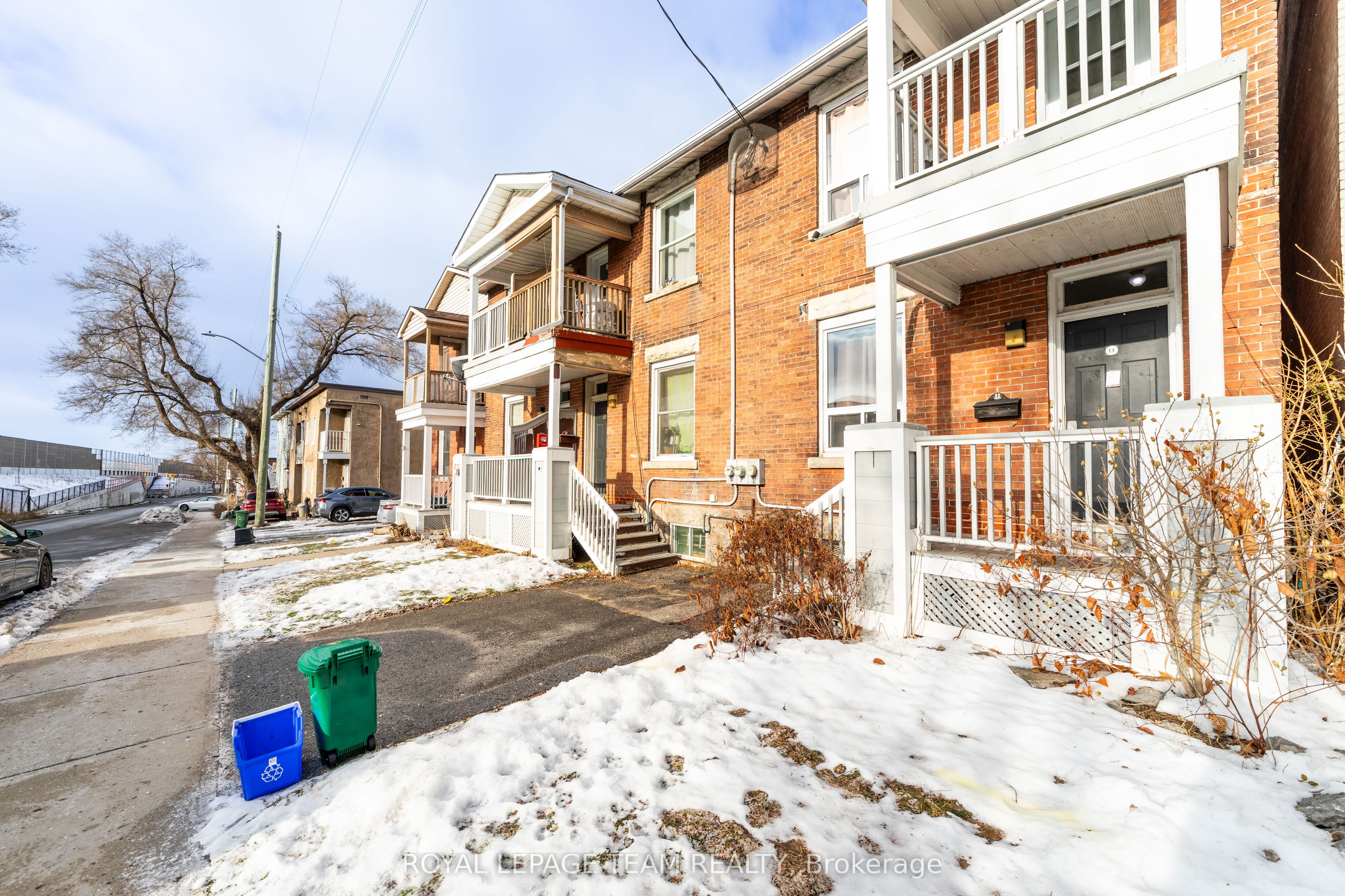 21 Raymond Street Property Photo 2