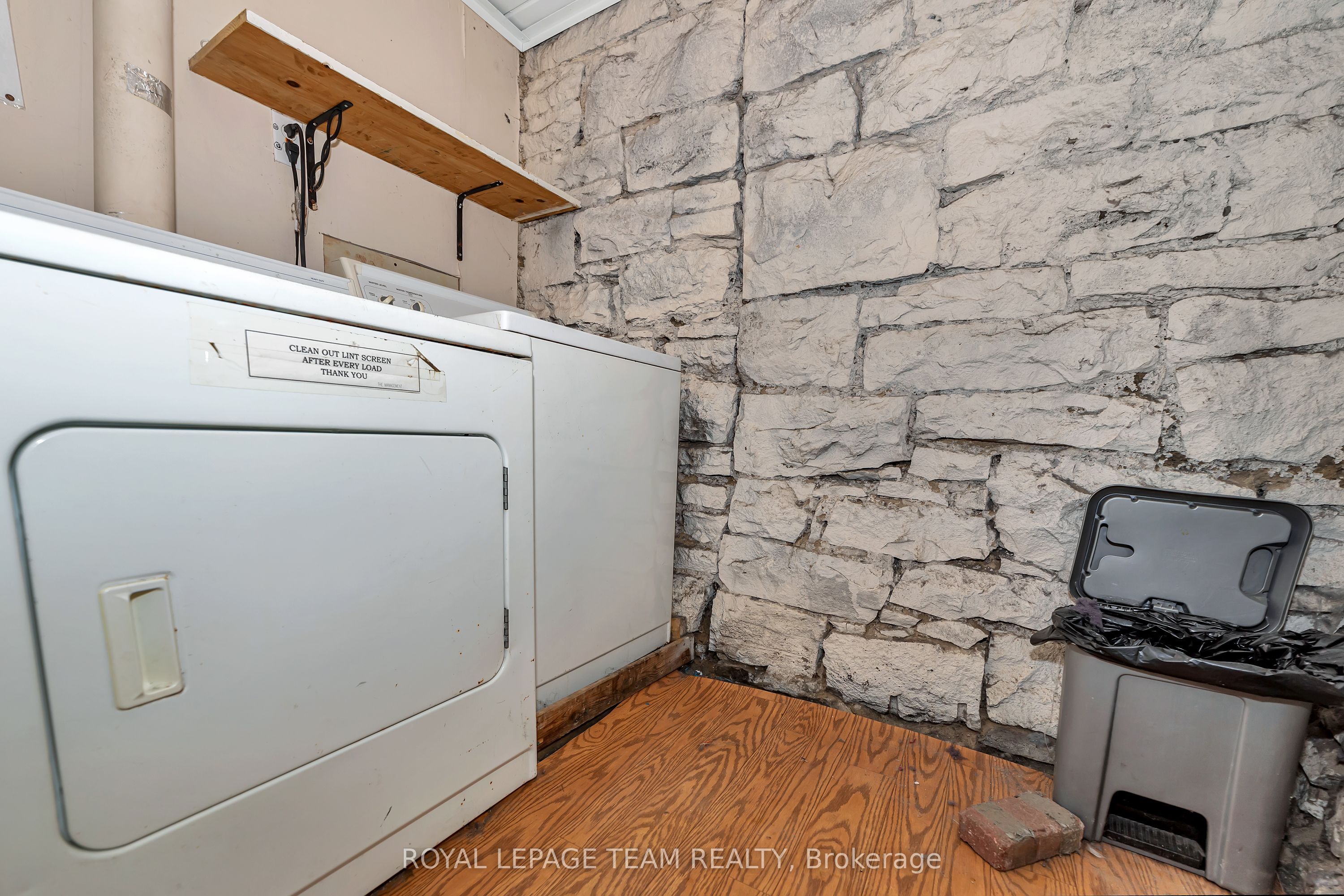 21 Raymond Street Property Photo 9