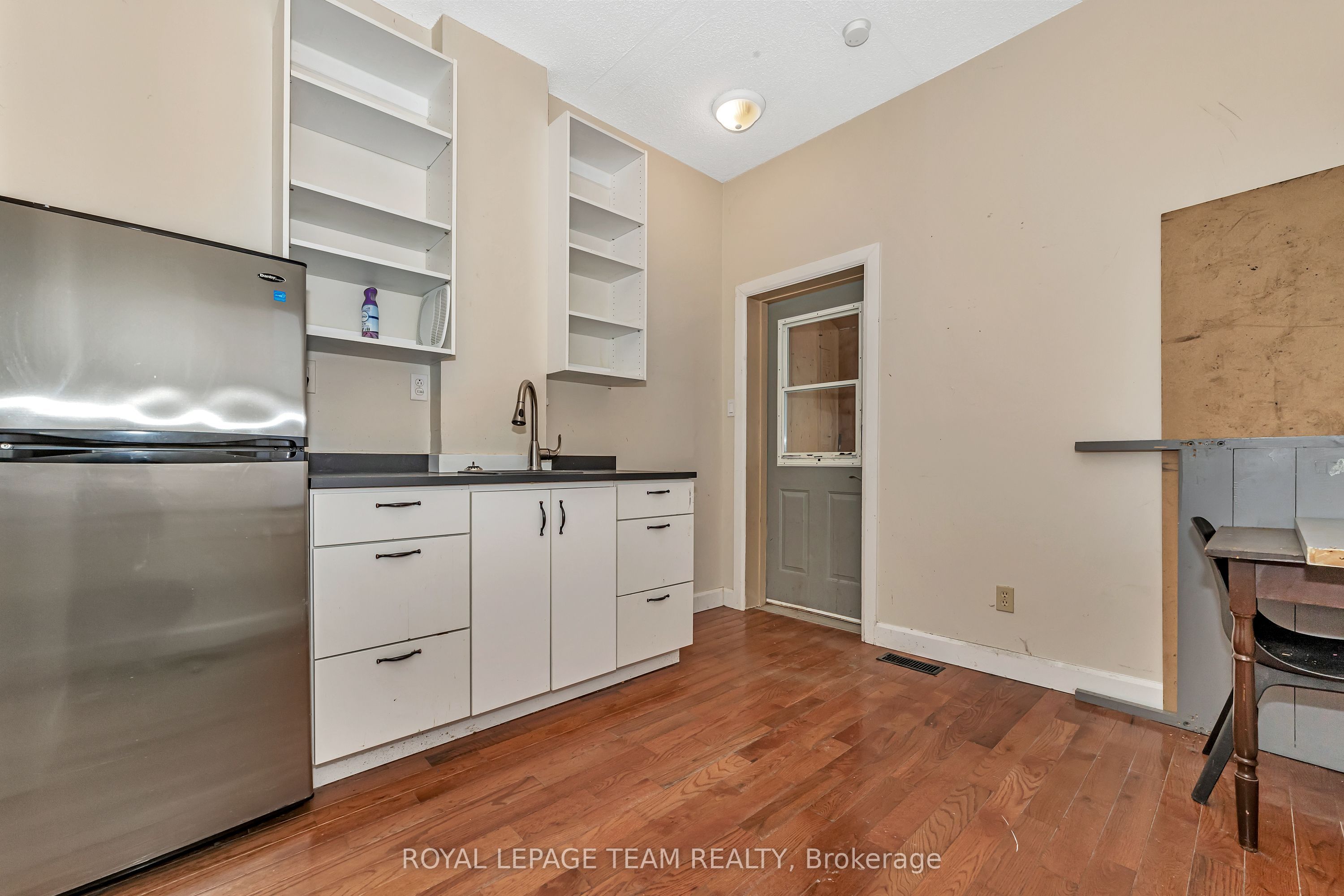 21 Raymond Street Property Photo 25