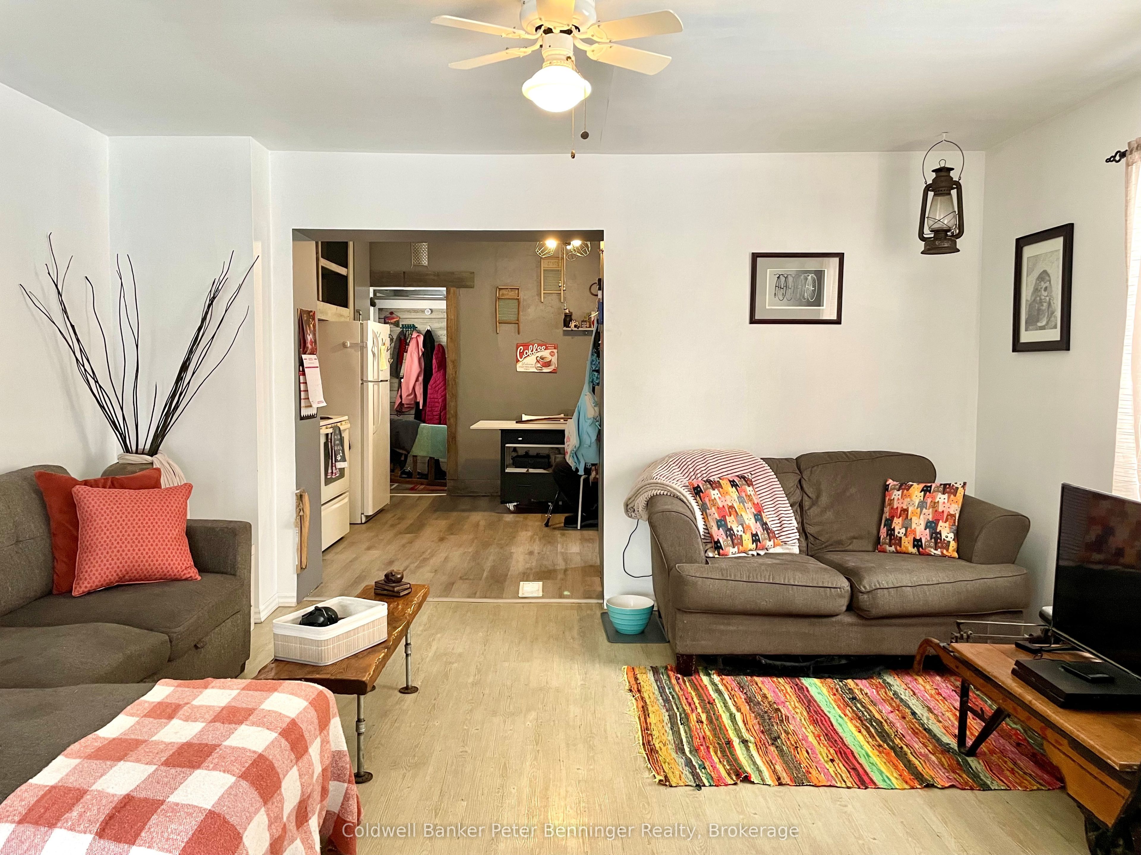 258 8th Street Property Photo 6