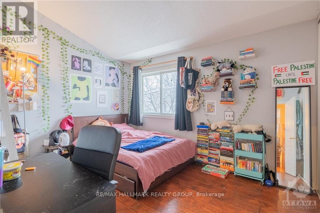 1901 Hampstead Place Property Photo 6