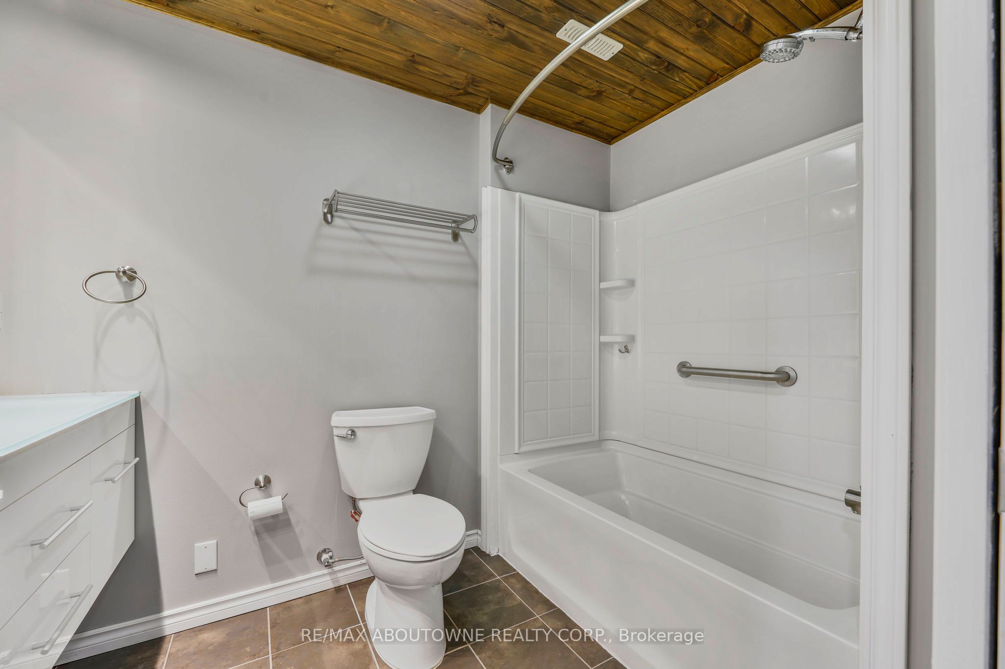 1518 Evans Boulevard Property Photo 32