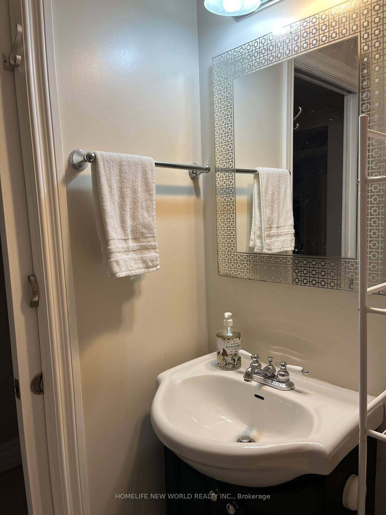 79 King Street W 501 Property Photo 11
