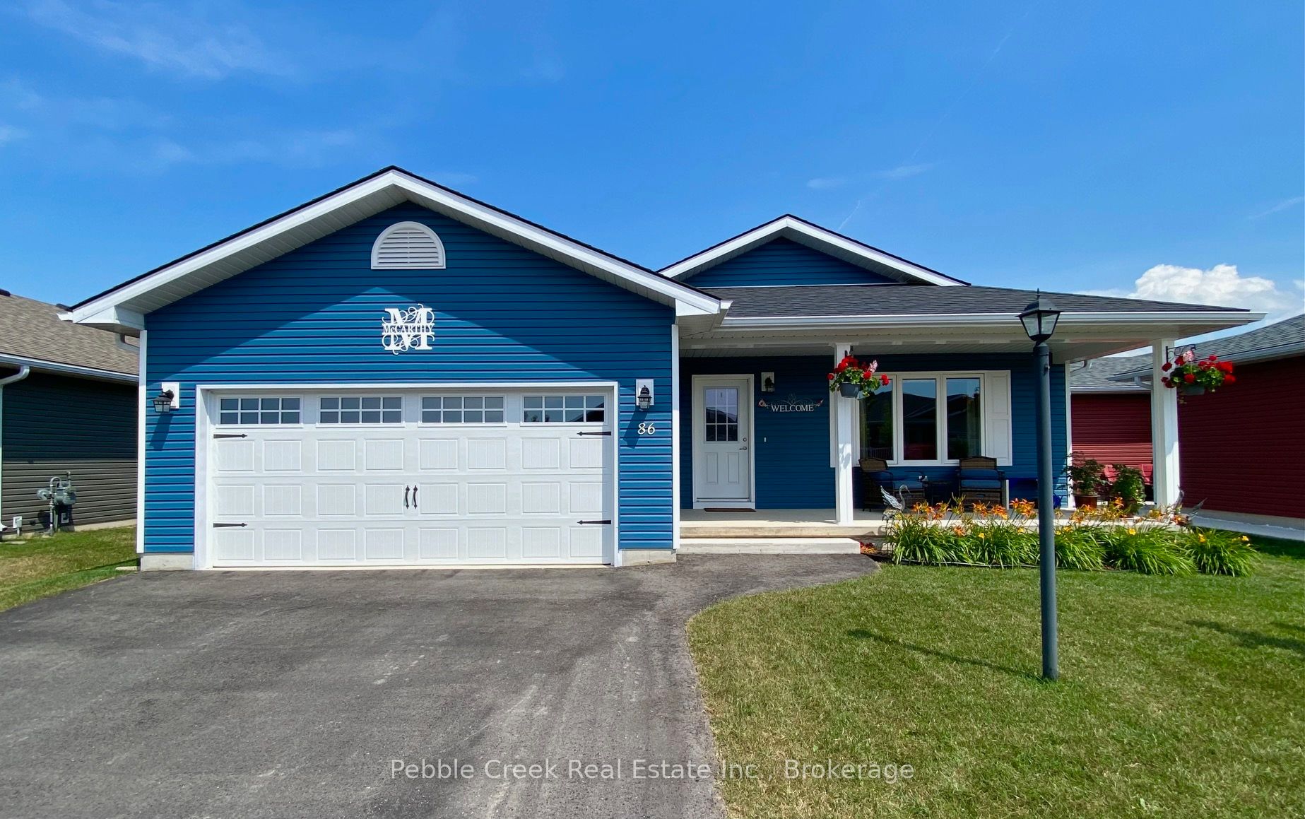 86 Huron Heights Drive Property Photo 1