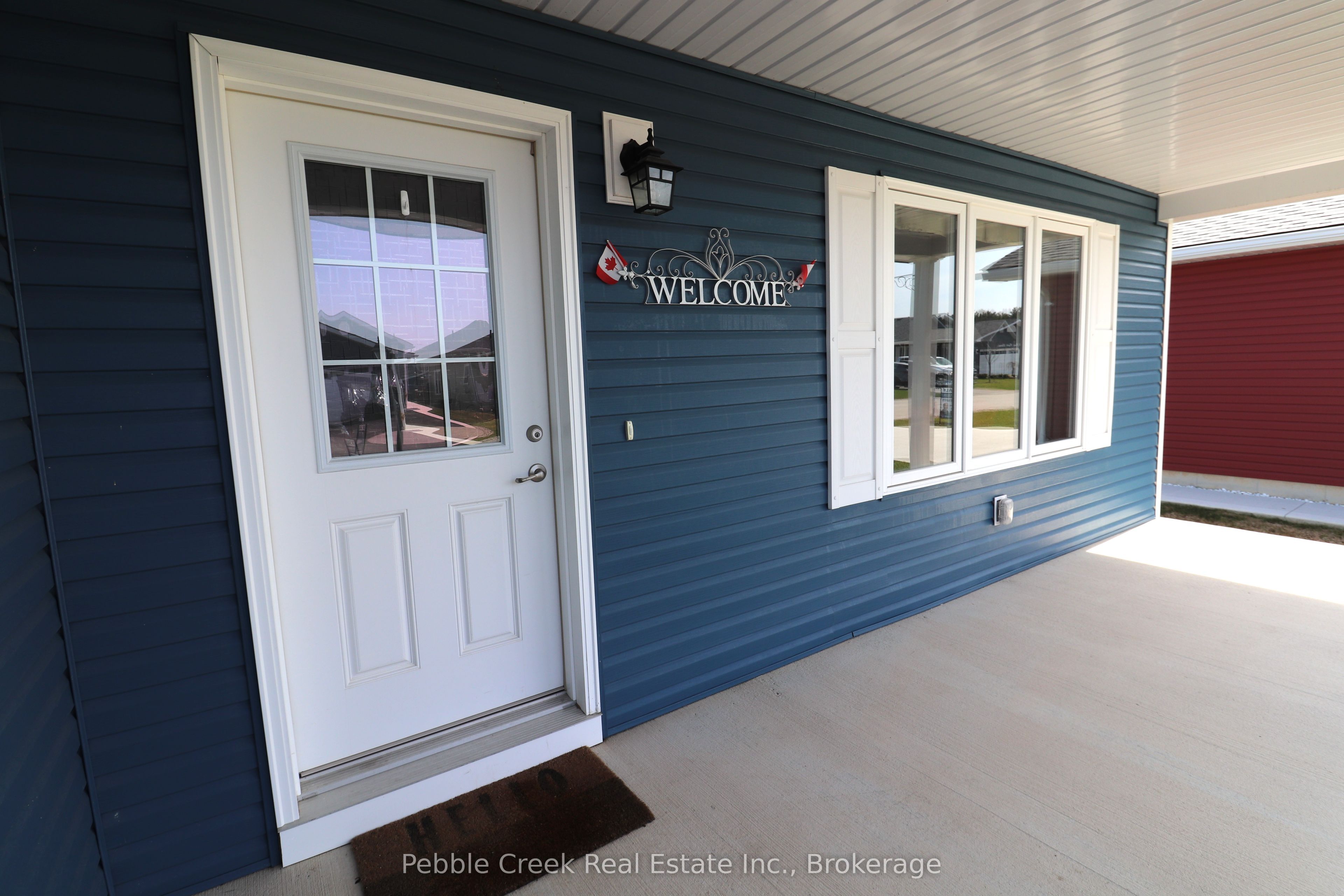 86 Huron Heights Drive Property Photo 3