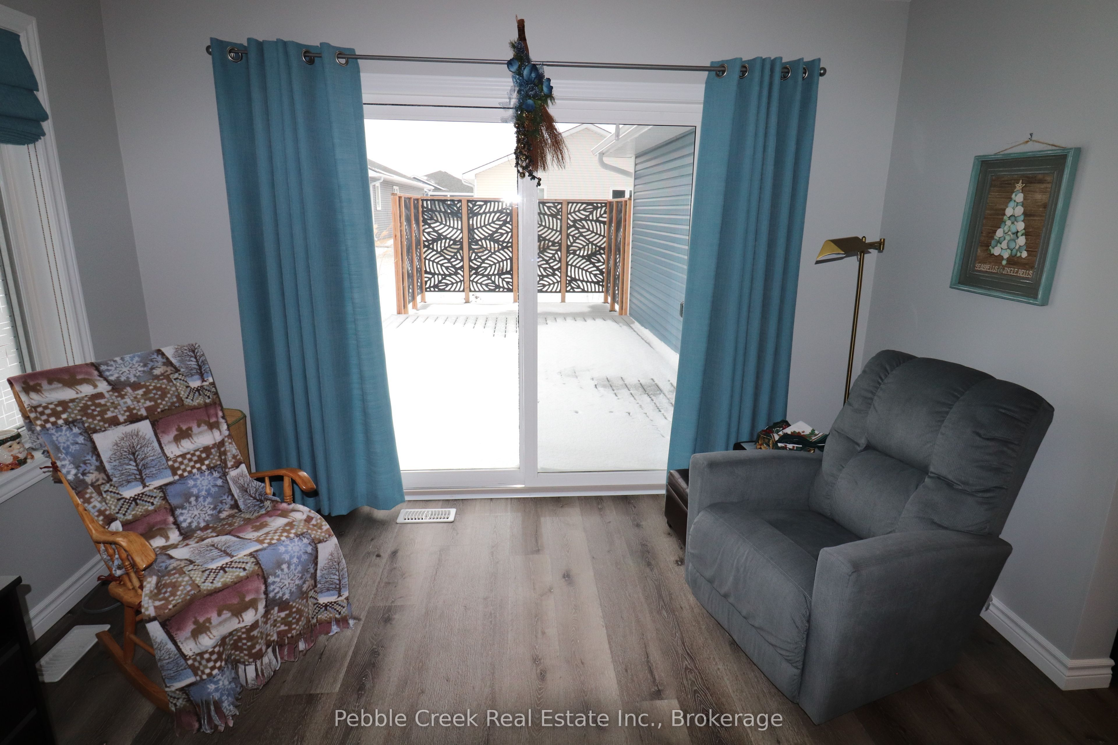 86 Huron Heights Drive Property Photo 15