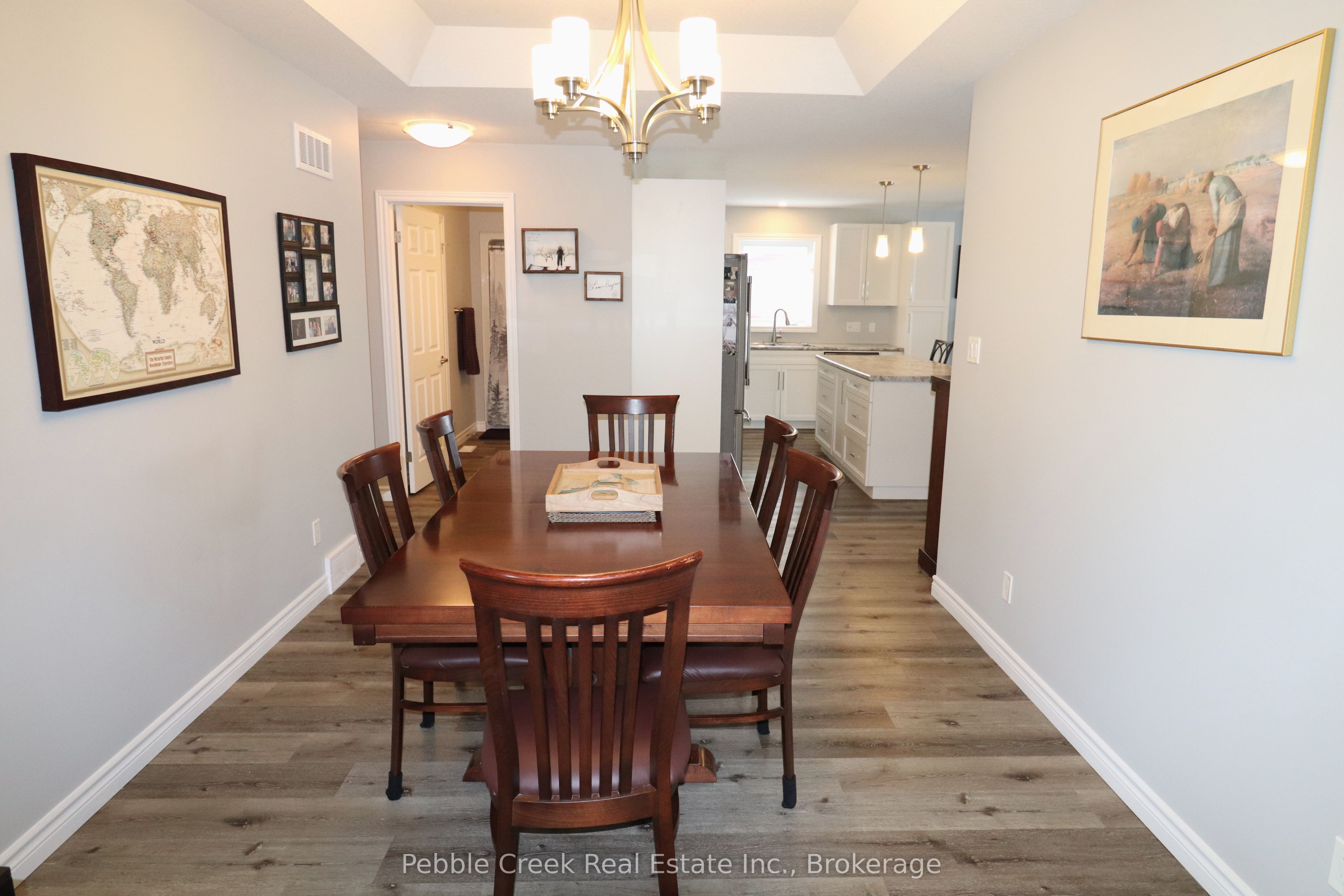 86 Huron Heights Drive Property Photo 16