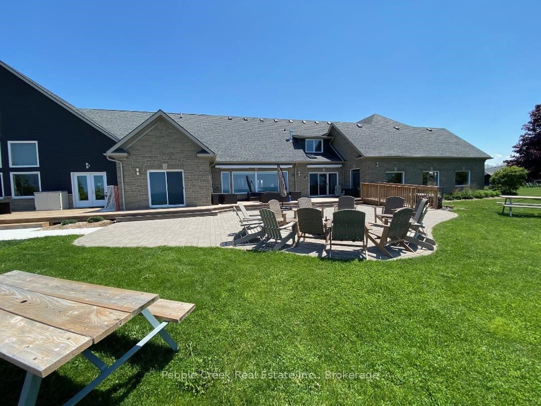 86 Huron Heights Drive Property Photo 38