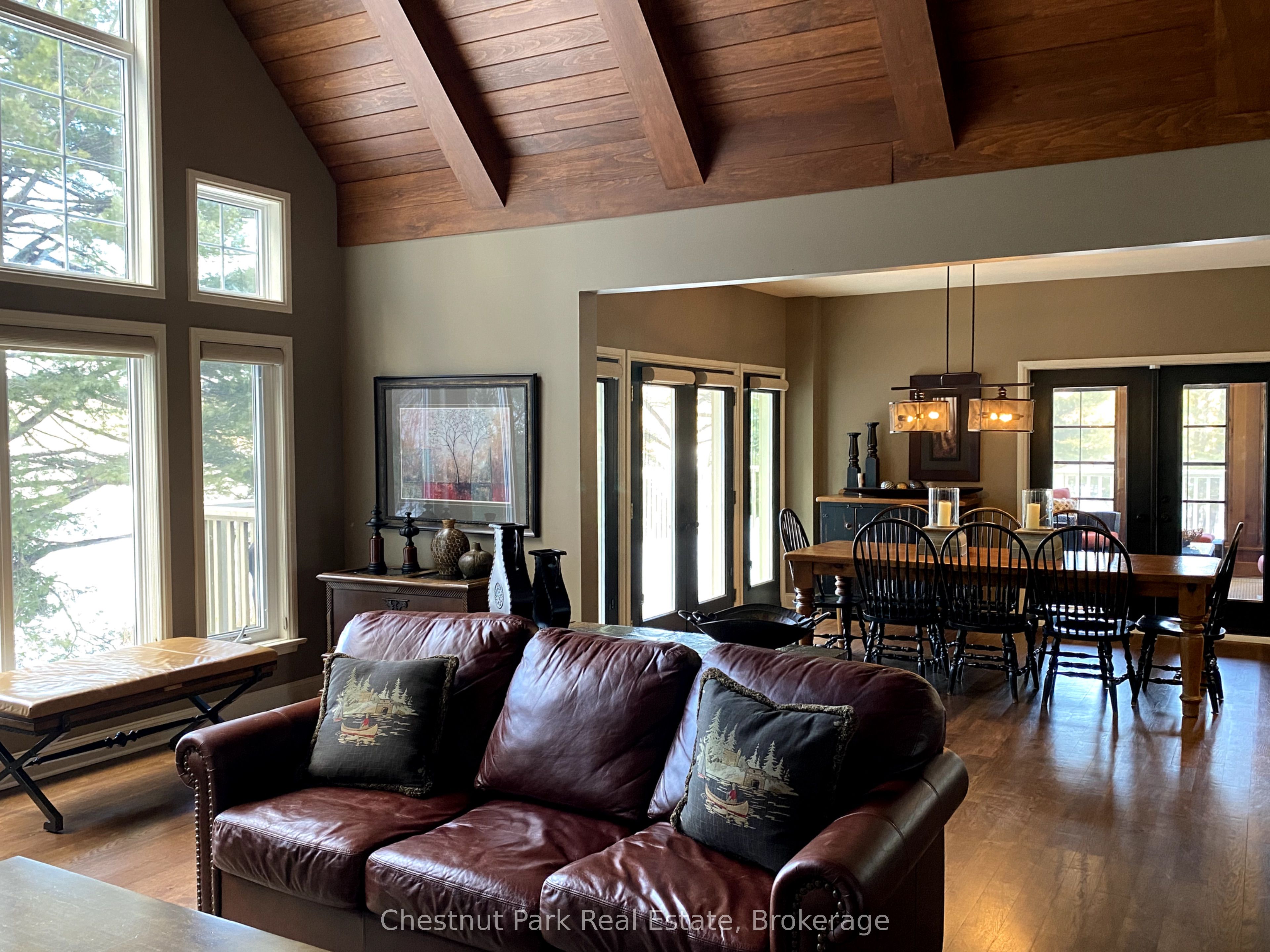 #46 - 3876 Muskoka Road 118 W Property Photo 2