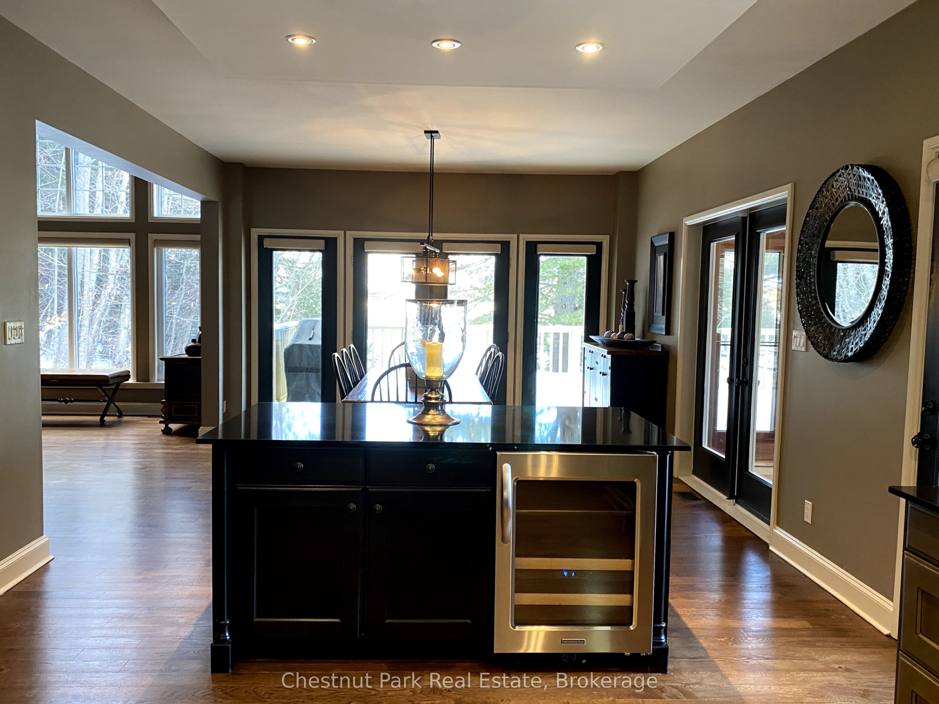 #46 - 3876 Muskoka Road 118 W Property Photo 12