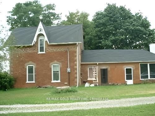 934284 Airport Road Property Photo 4