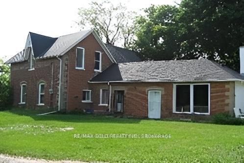 934284 Airport Road Property Photo 5
