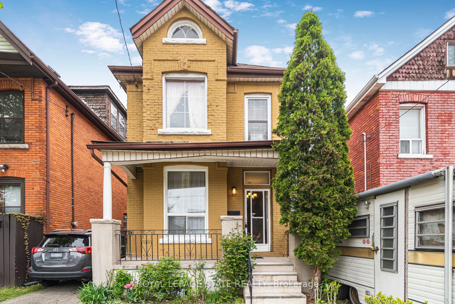 47 Clyde Street Property Photo 3