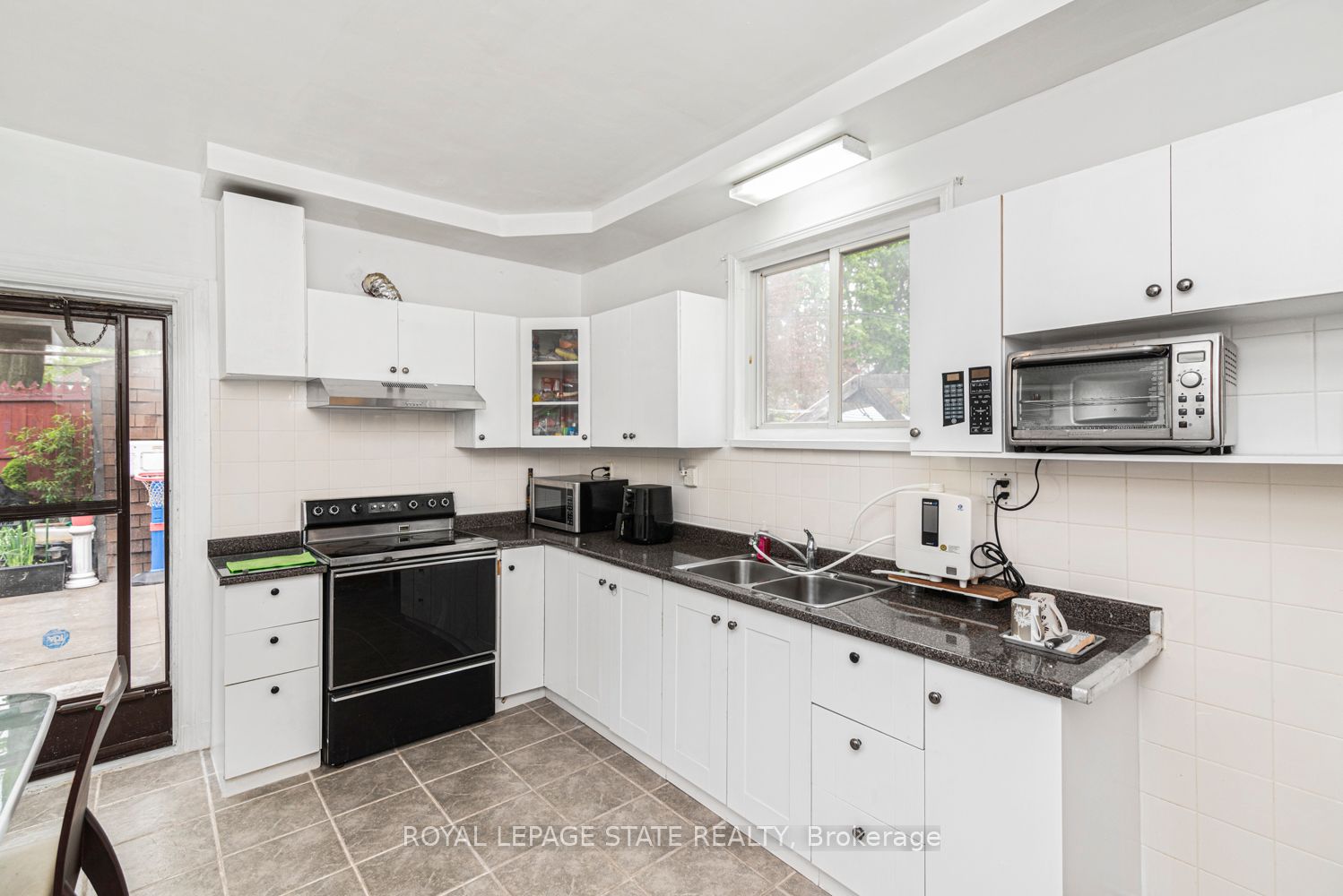 47 Clyde Street Property Photo 14