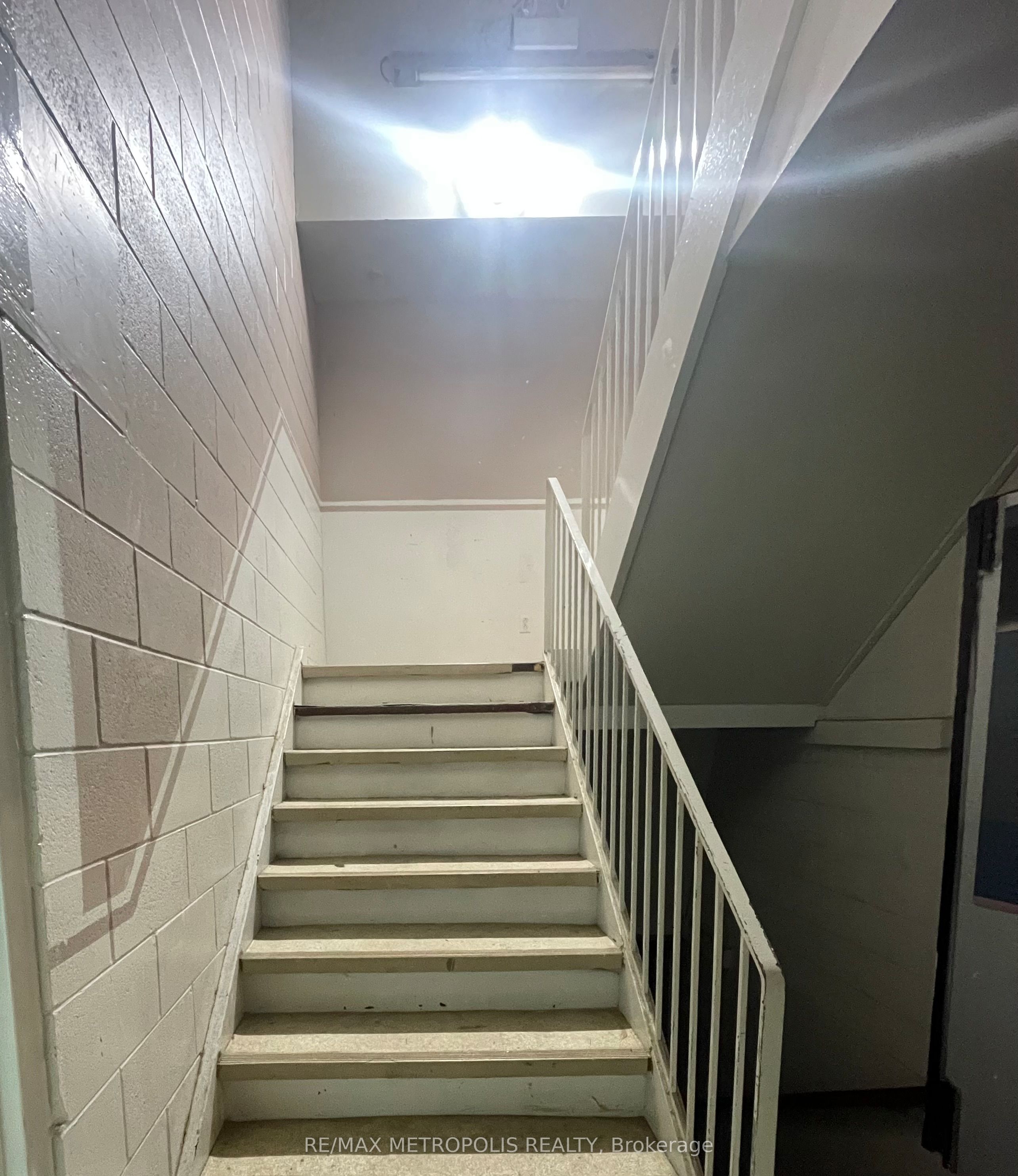 76 Geneva Street Property Photo 6