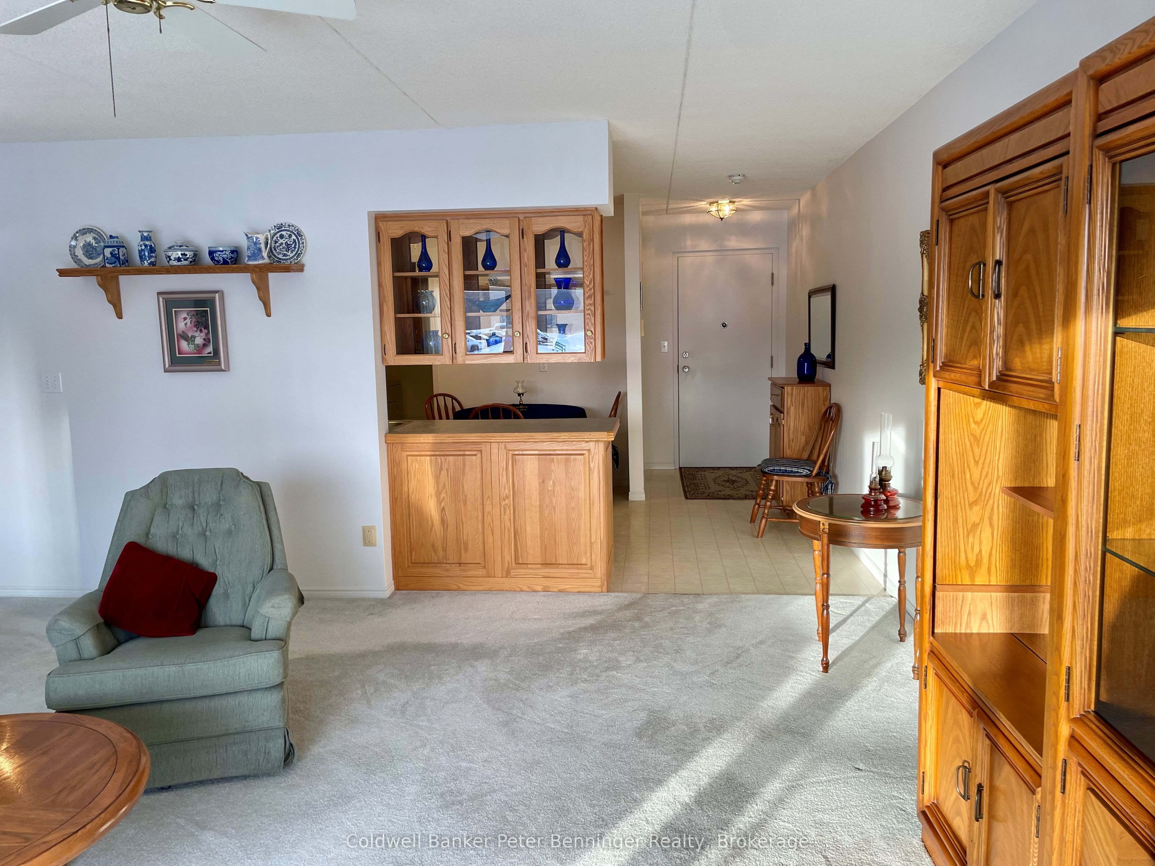 203 Mcnab Street 206 Property Photo 2