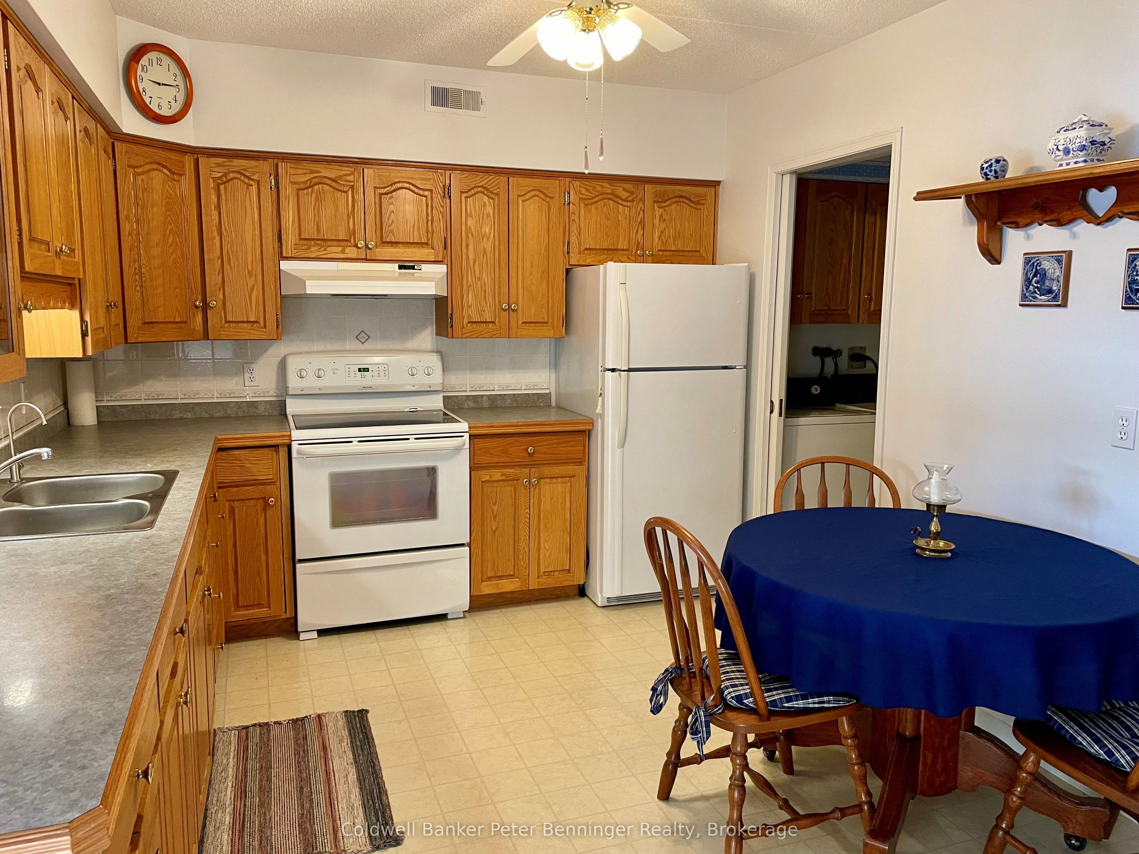 203 Mcnab Street 206 Property Photo 3