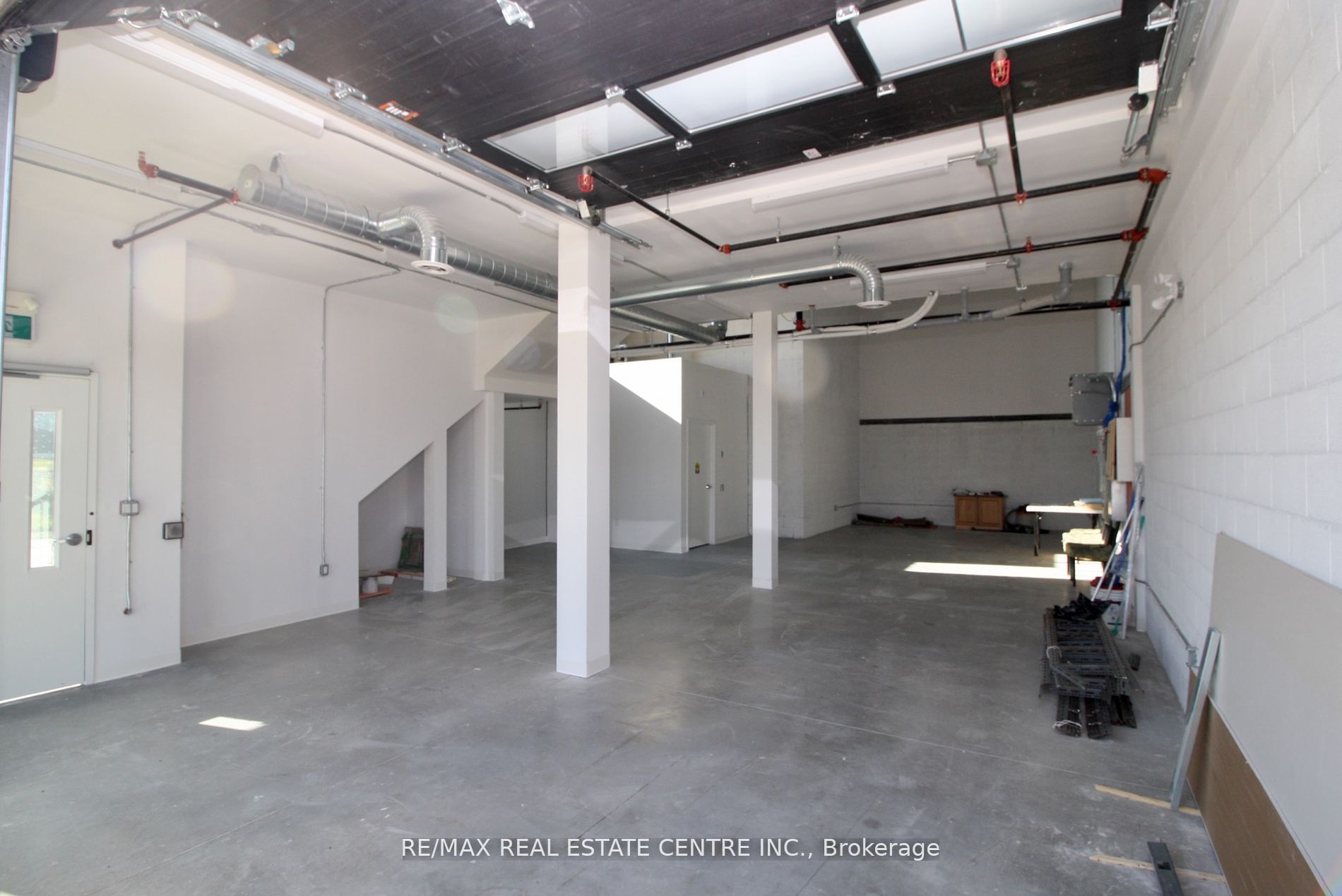 #16 - 587 Hanlon Creek Boulevard Property Photo 48