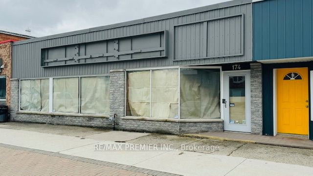 174 Main Street Property Photo 2