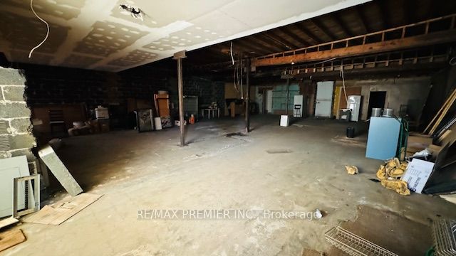 174 Main Street Property Photo 6