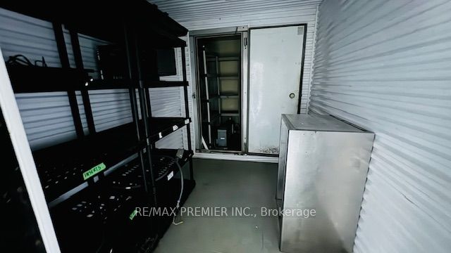 174 Main Street Property Photo 7