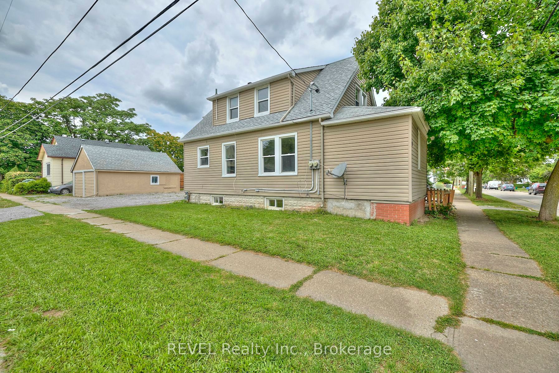 43 Cosby Avenue Property Photo 1