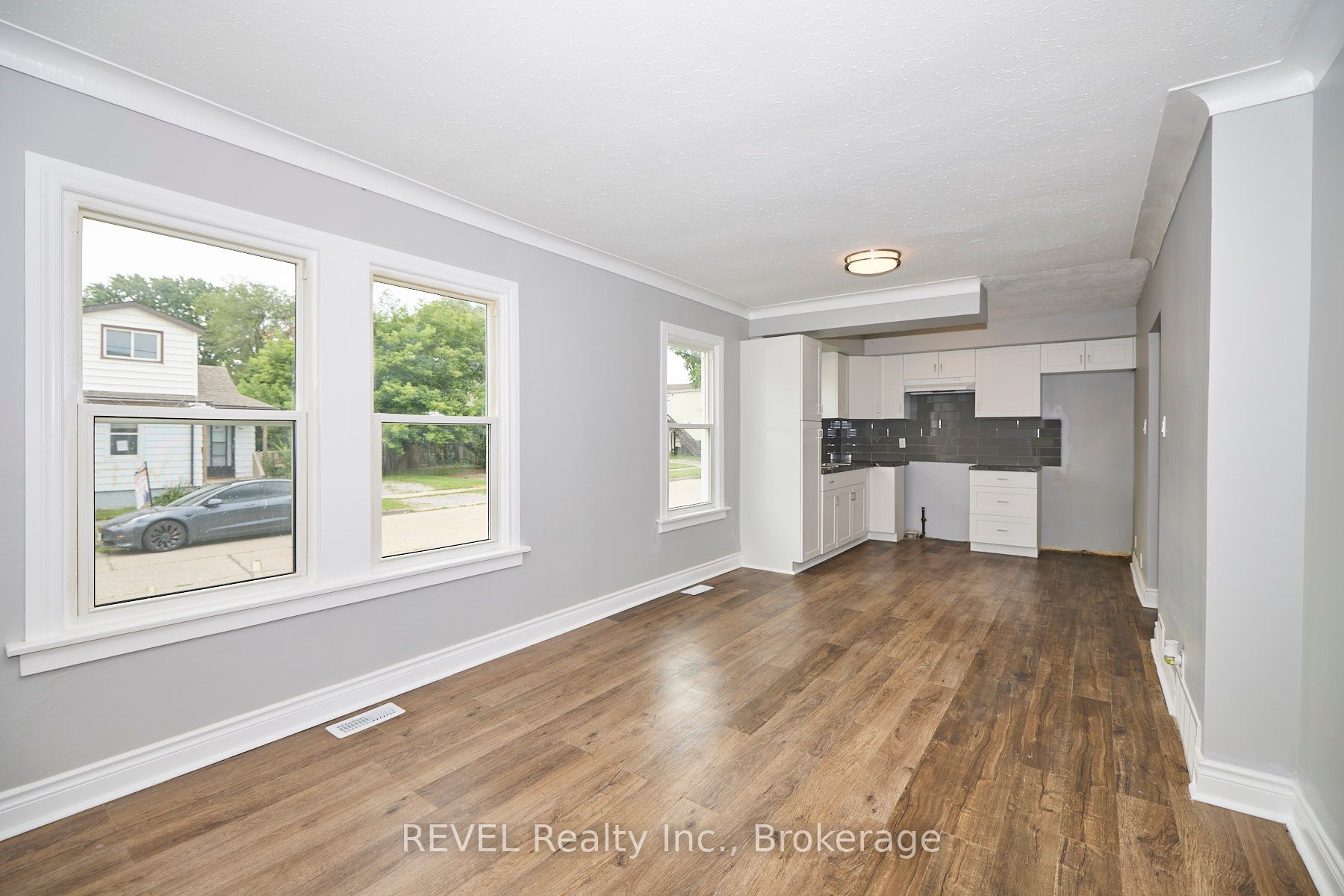 43 Cosby Avenue Property Photo 8