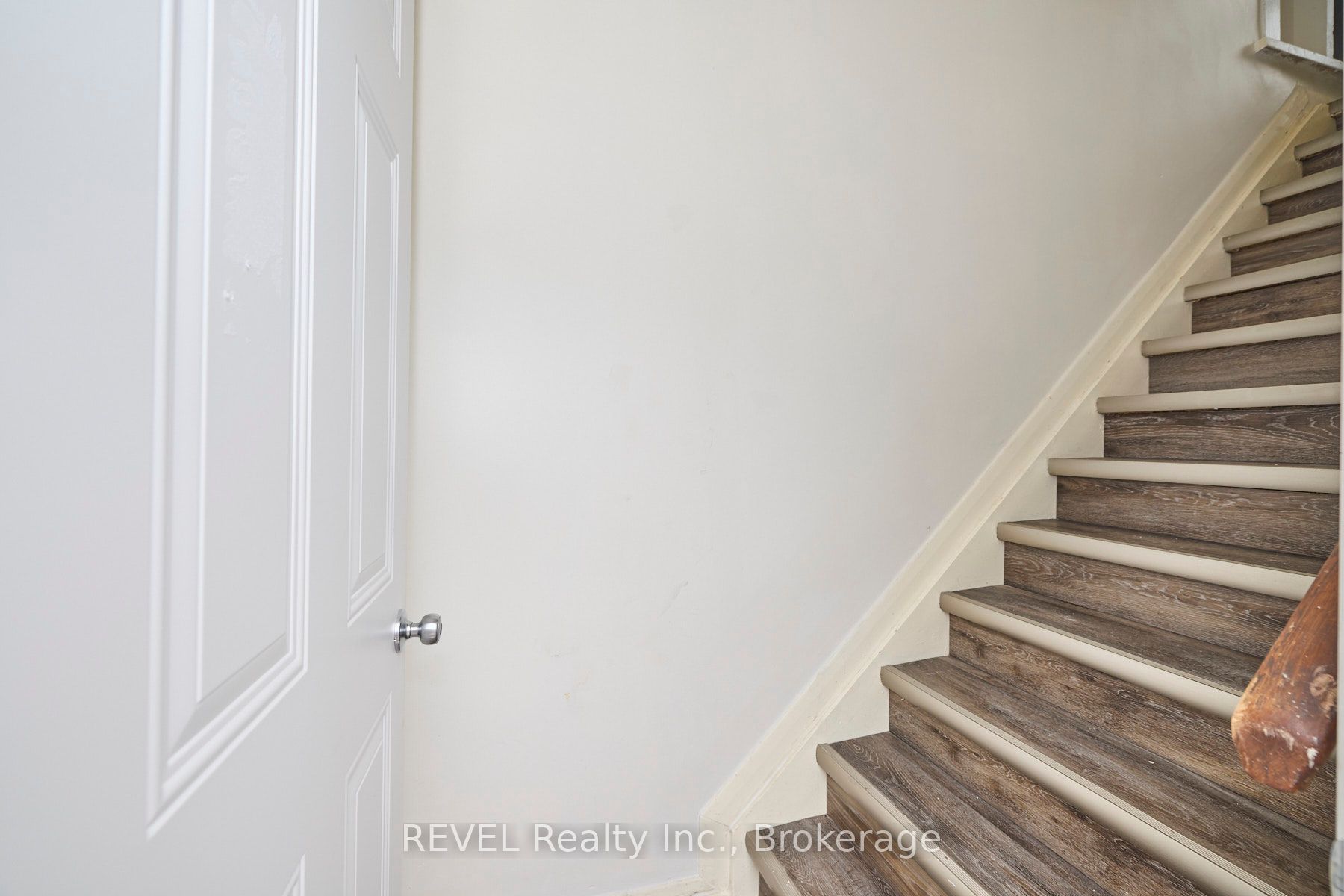 43 Cosby Avenue Property Photo 15