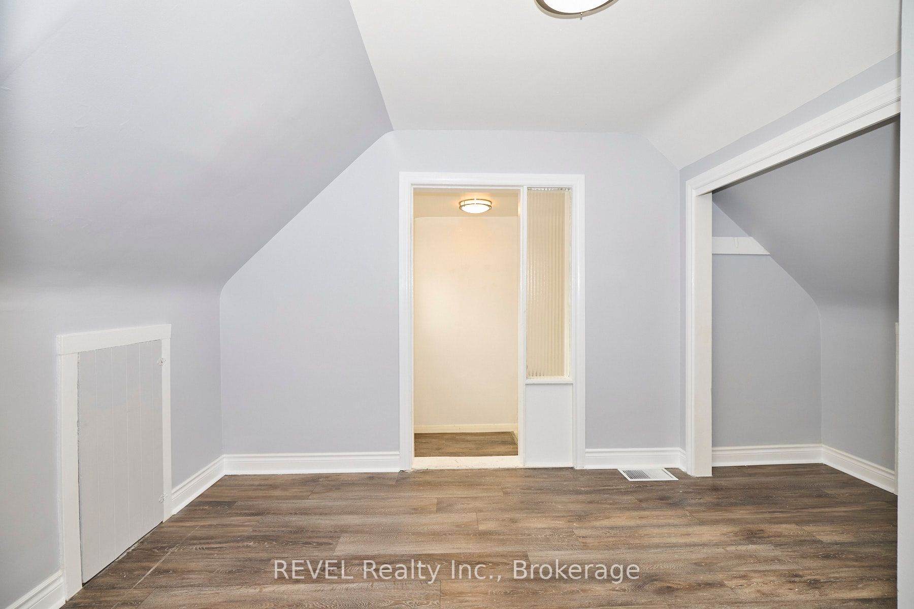 43 Cosby Avenue Property Photo 16
