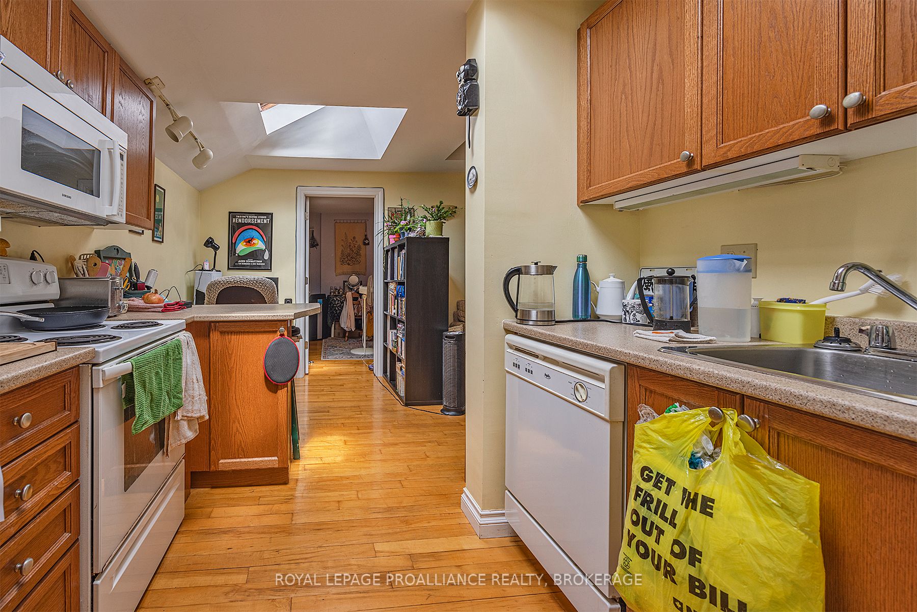 85 Queen Street Property Photo 27