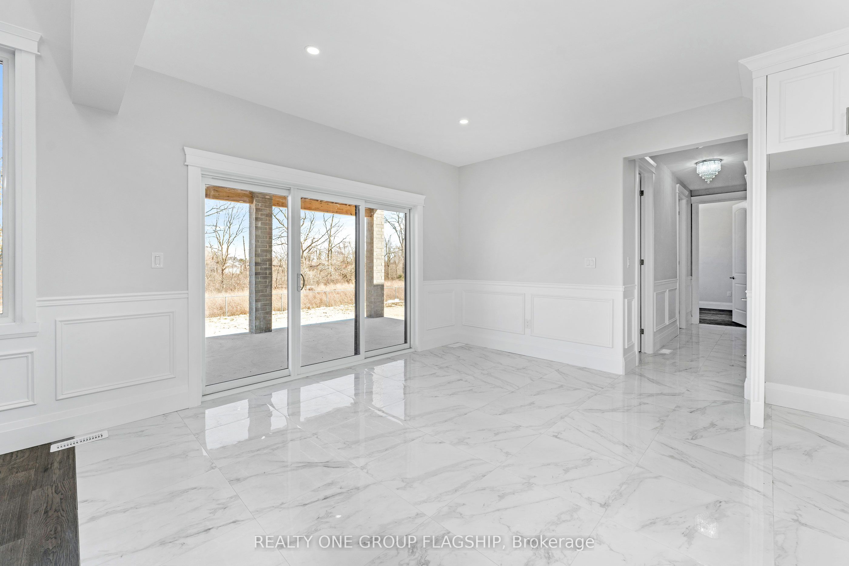322 Benson Court Property Photo 10