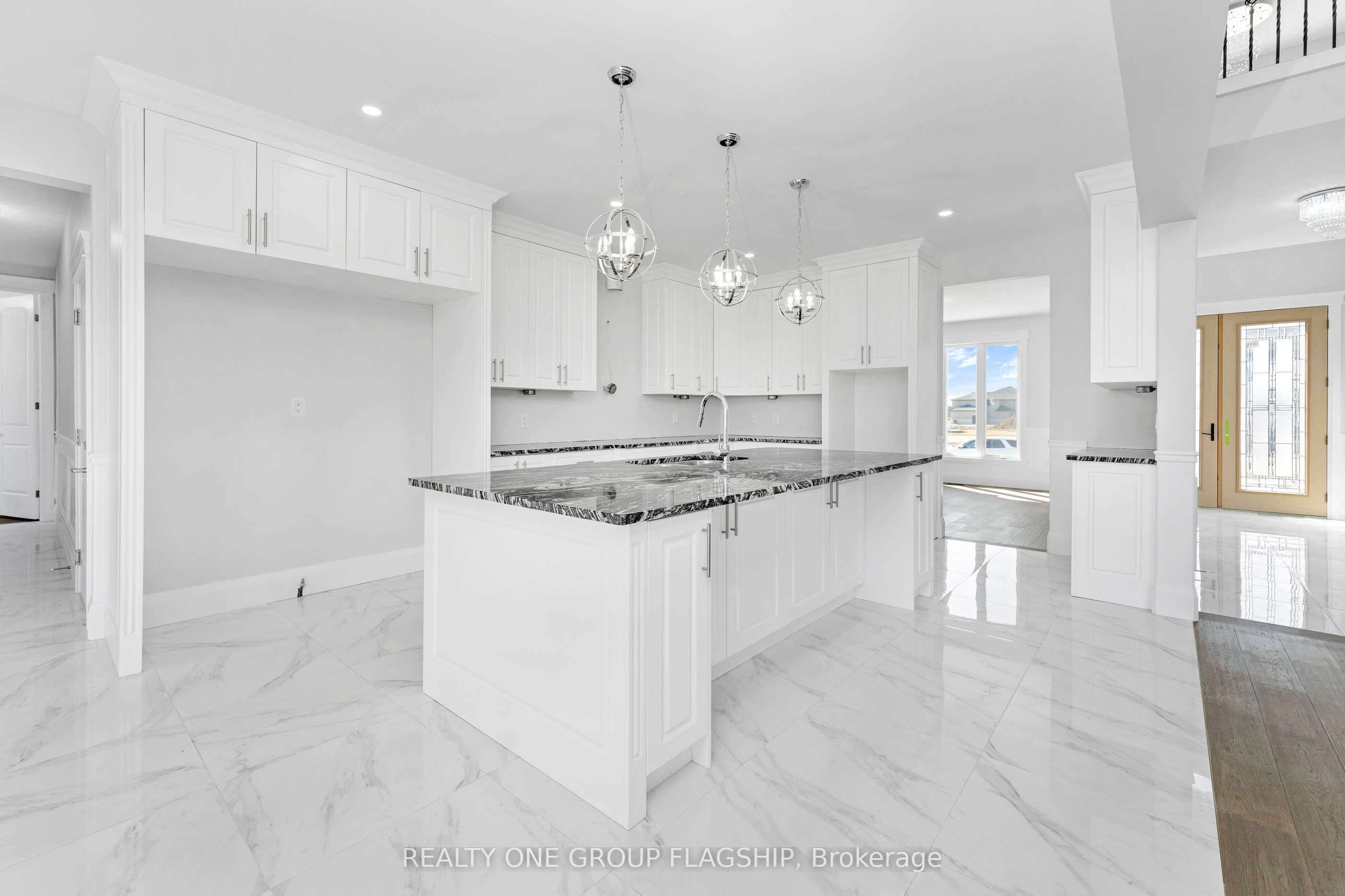 322 Benson Court Property Photo 12