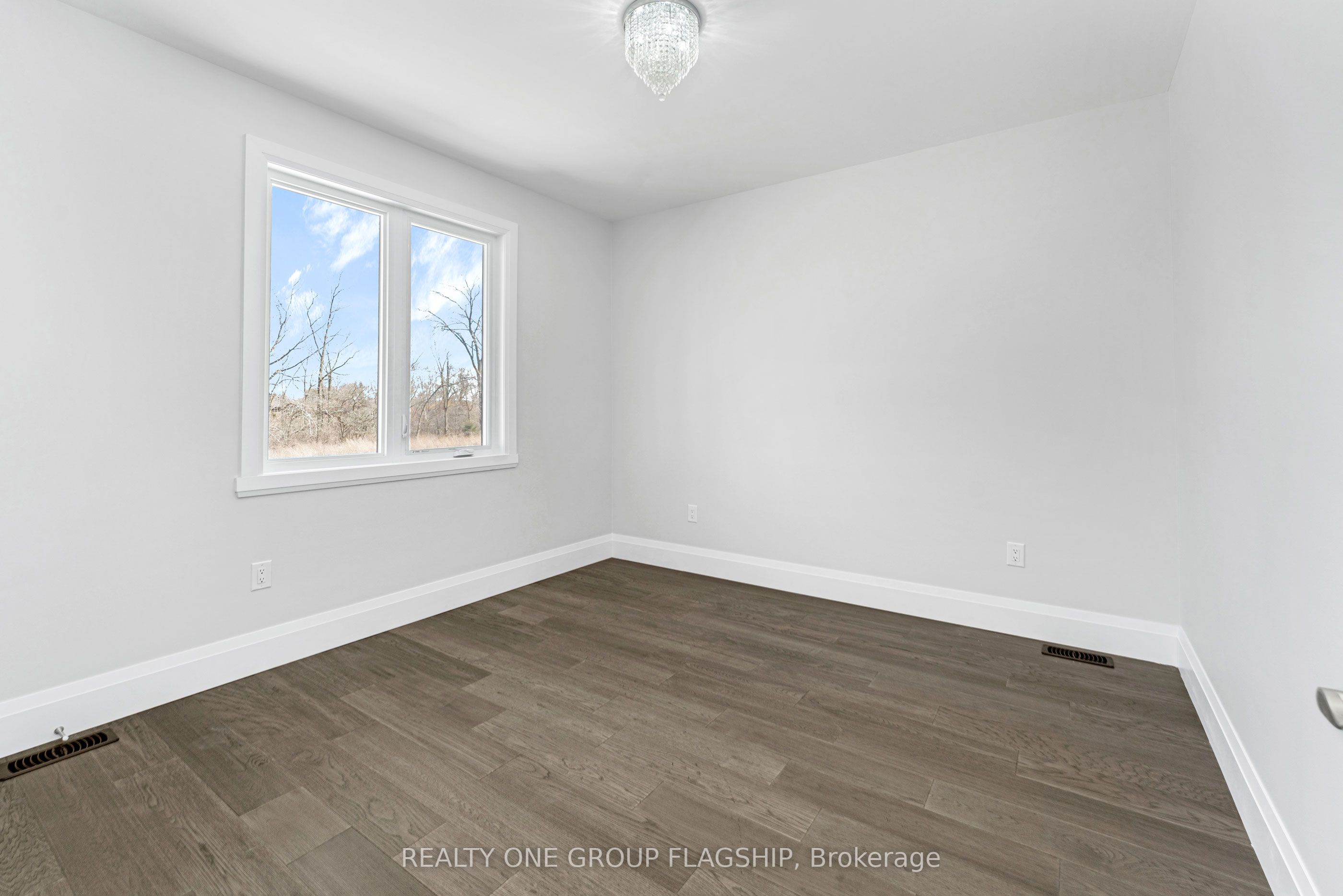 322 Benson Court Property Photo 19