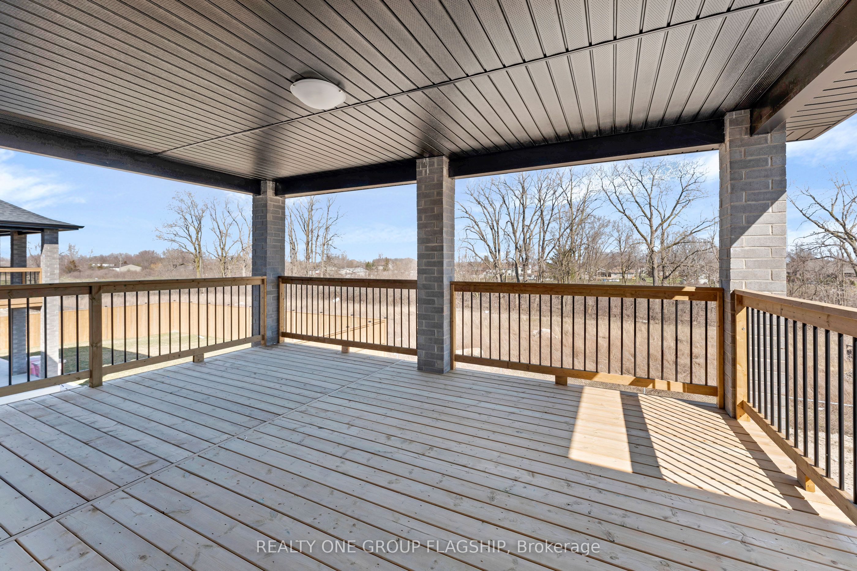 322 Benson Court Property Photo 25