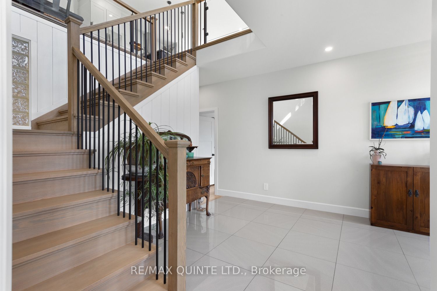 103 Lakehurst Street Property Photo 6