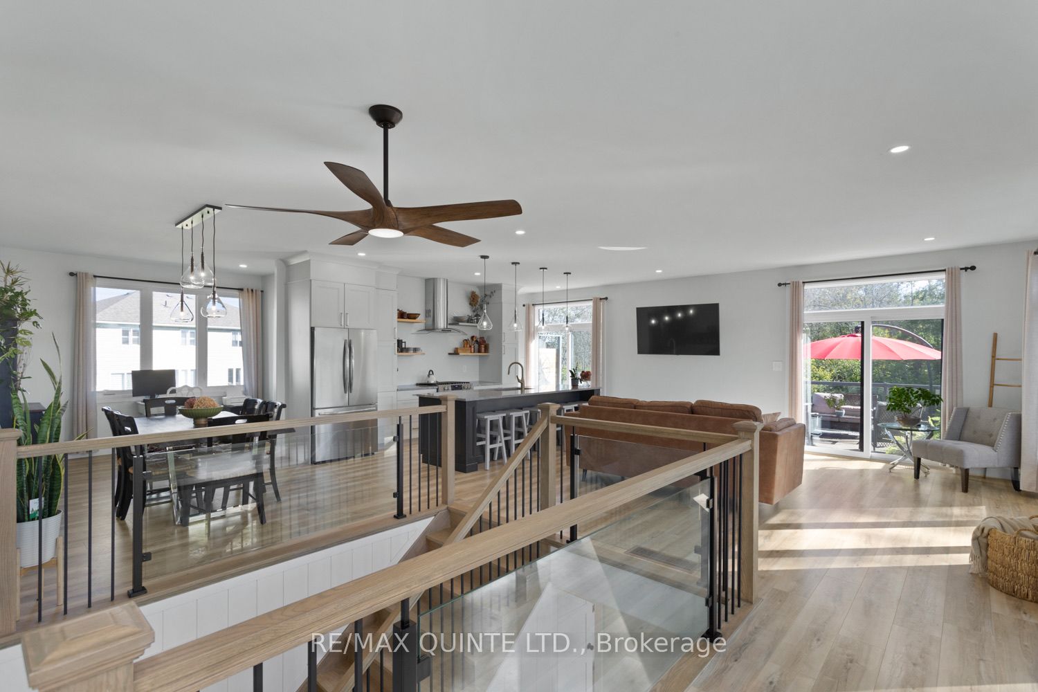 103 Lakehurst Street Property Photo 18